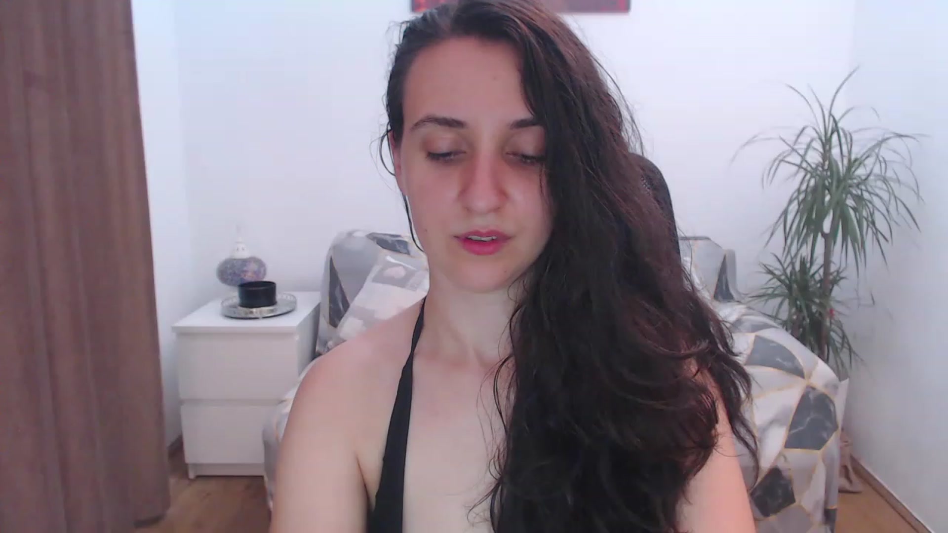 Gallery image thumbnail from Selene_Sol's myfreecams stream on, 08/07/2023, 01:07 image 6 of 20
