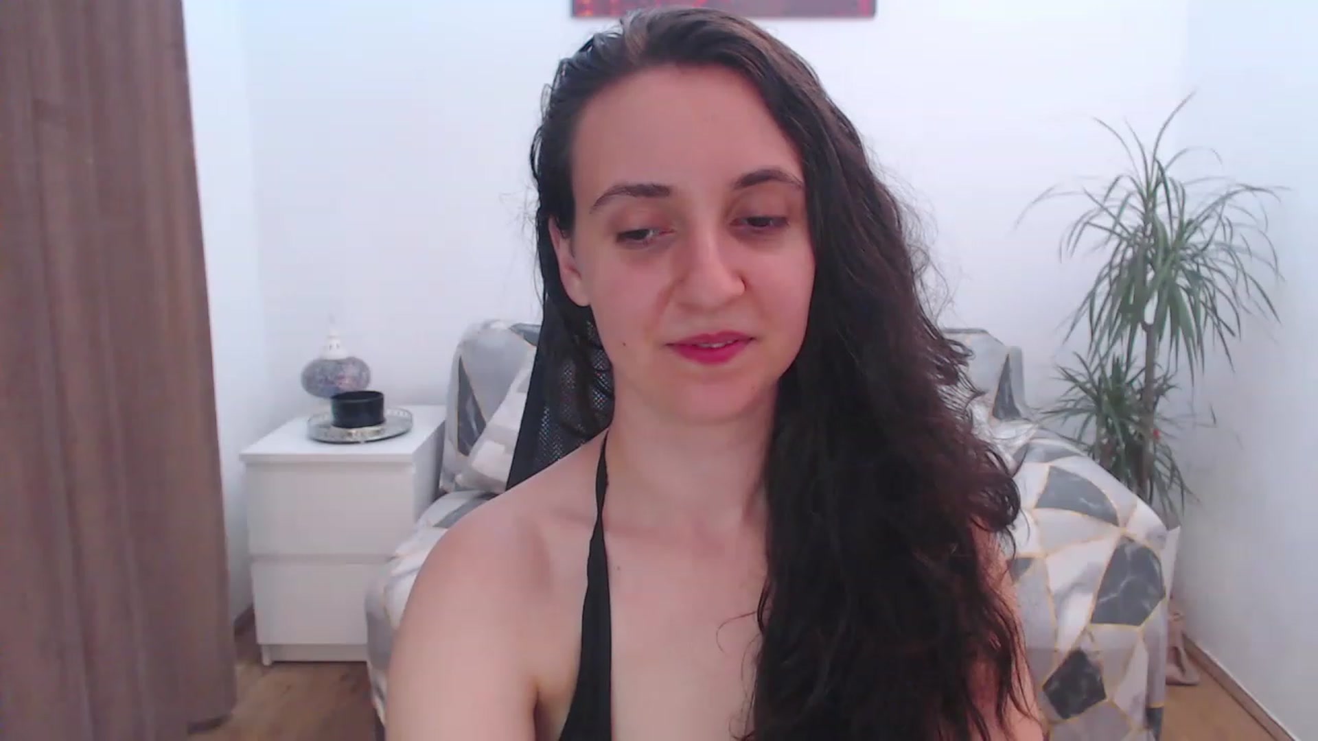 Gallery image thumbnail from Selene_Sol's myfreecams stream on, 08/07/2023, 01:07 image 19 of 20