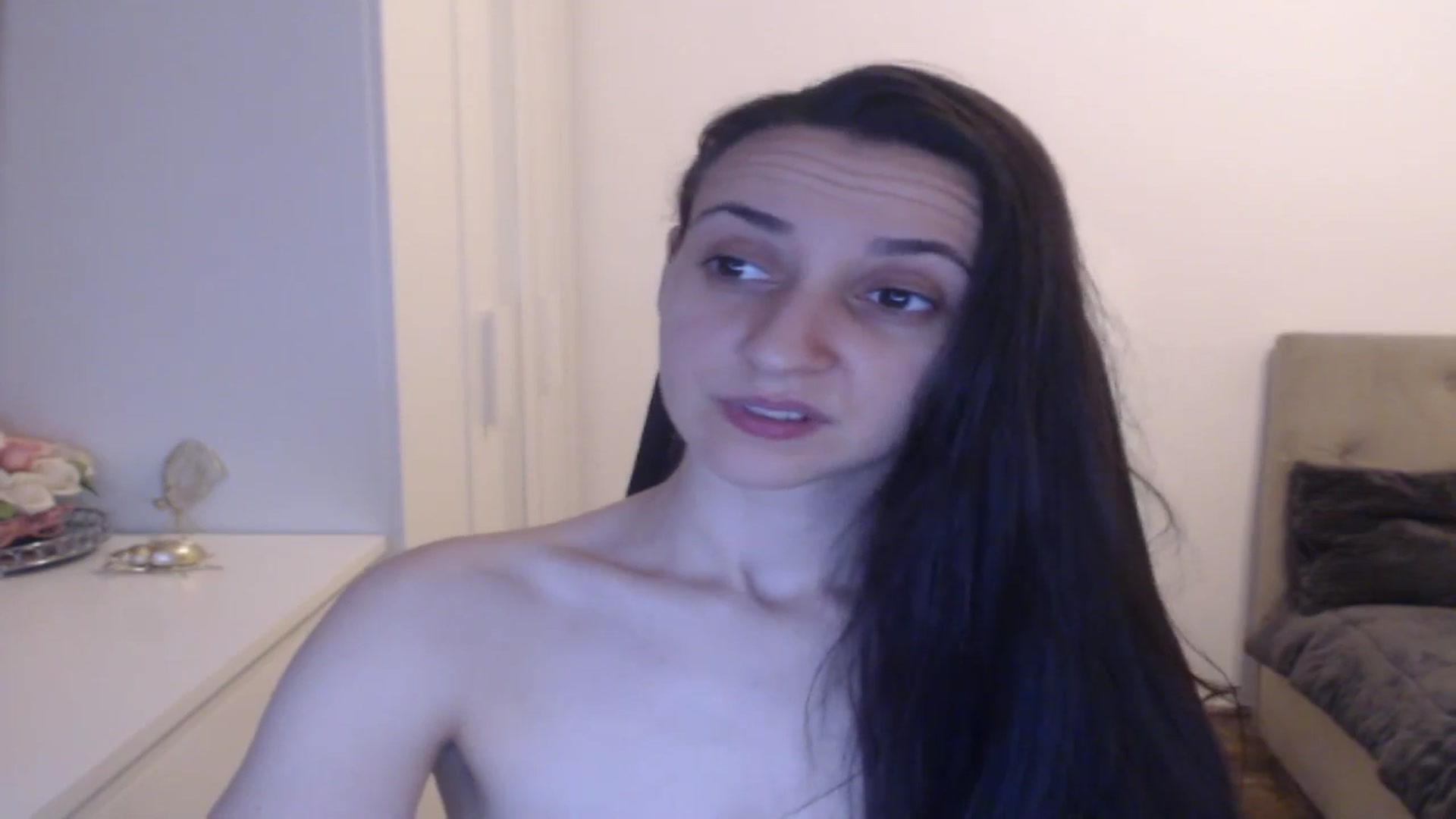 Gallery image thumbnail from Selene_Sol's myfreecams stream on, 03/04/2025, 08:30 image 14 of 20