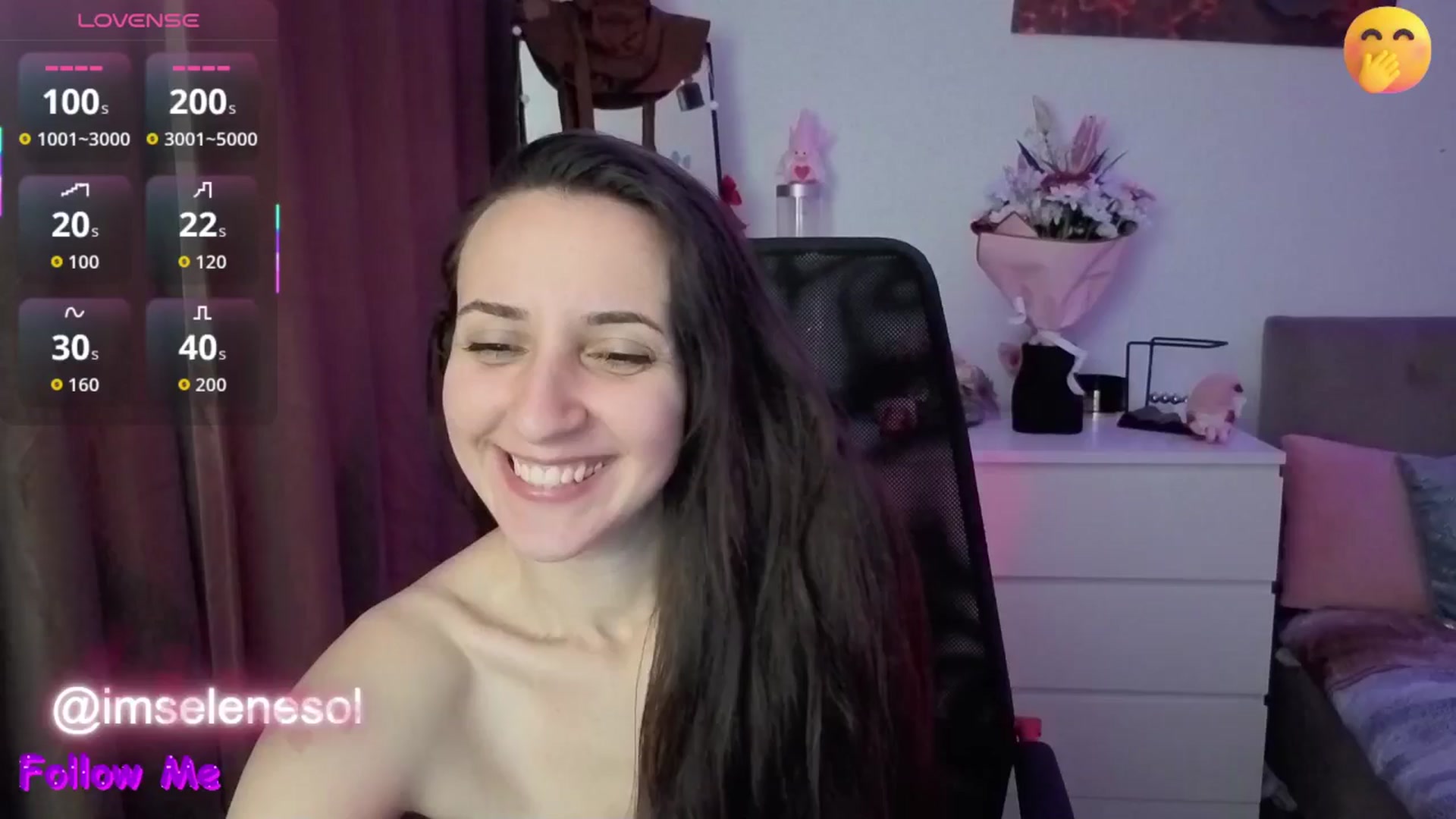 Gallery image thumbnail from Selene_Sol's myfreecams stream on, 04/07/2026, 05:43 image 12 of 20