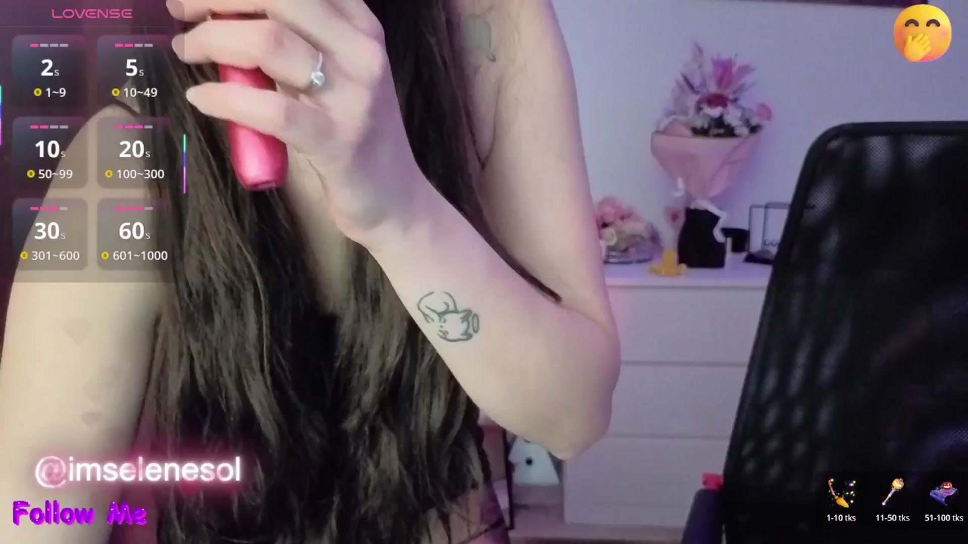 Gallery image thumbnail from Selene_Sol's myfreecams stream on, 04/08/2026, 16:52 image 13 of 20