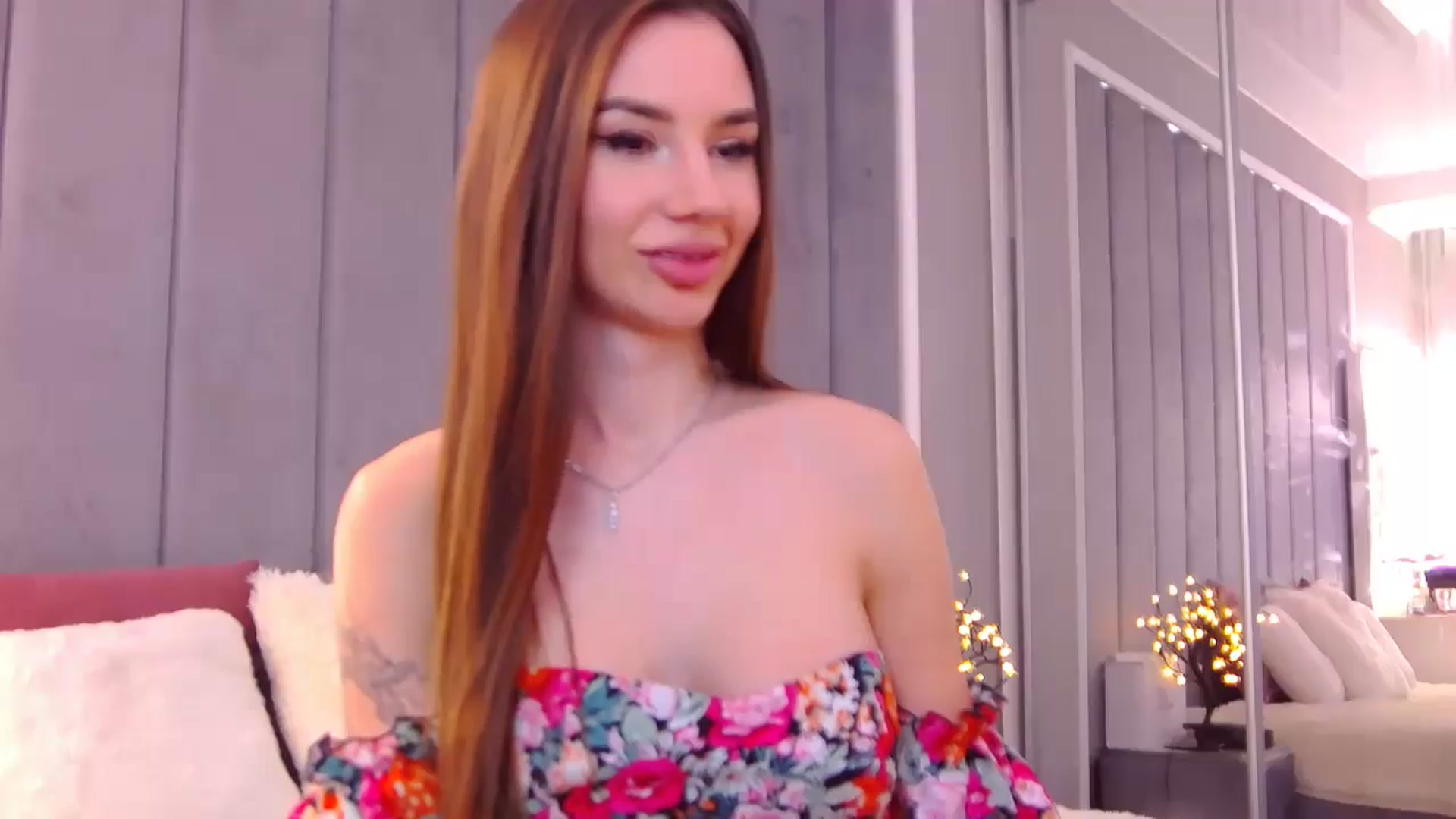 Gallery image thumbnail from Selenita007's myfreecams stream on, 01/21/2025, 10:58 image 8 of 20