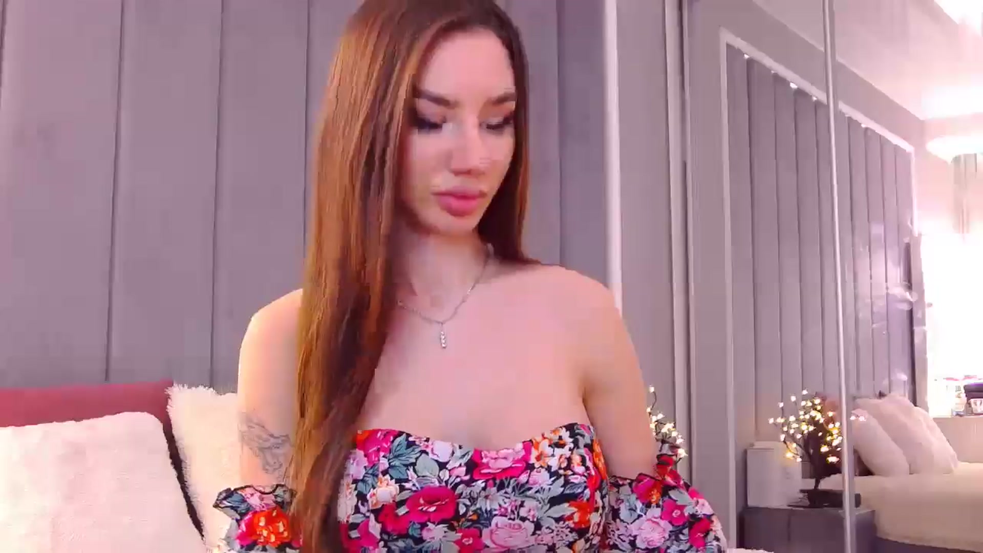 Gallery image thumbnail from Selenita007's myfreecams stream on, 01/21/2025, 10:58 image 7 of 20
