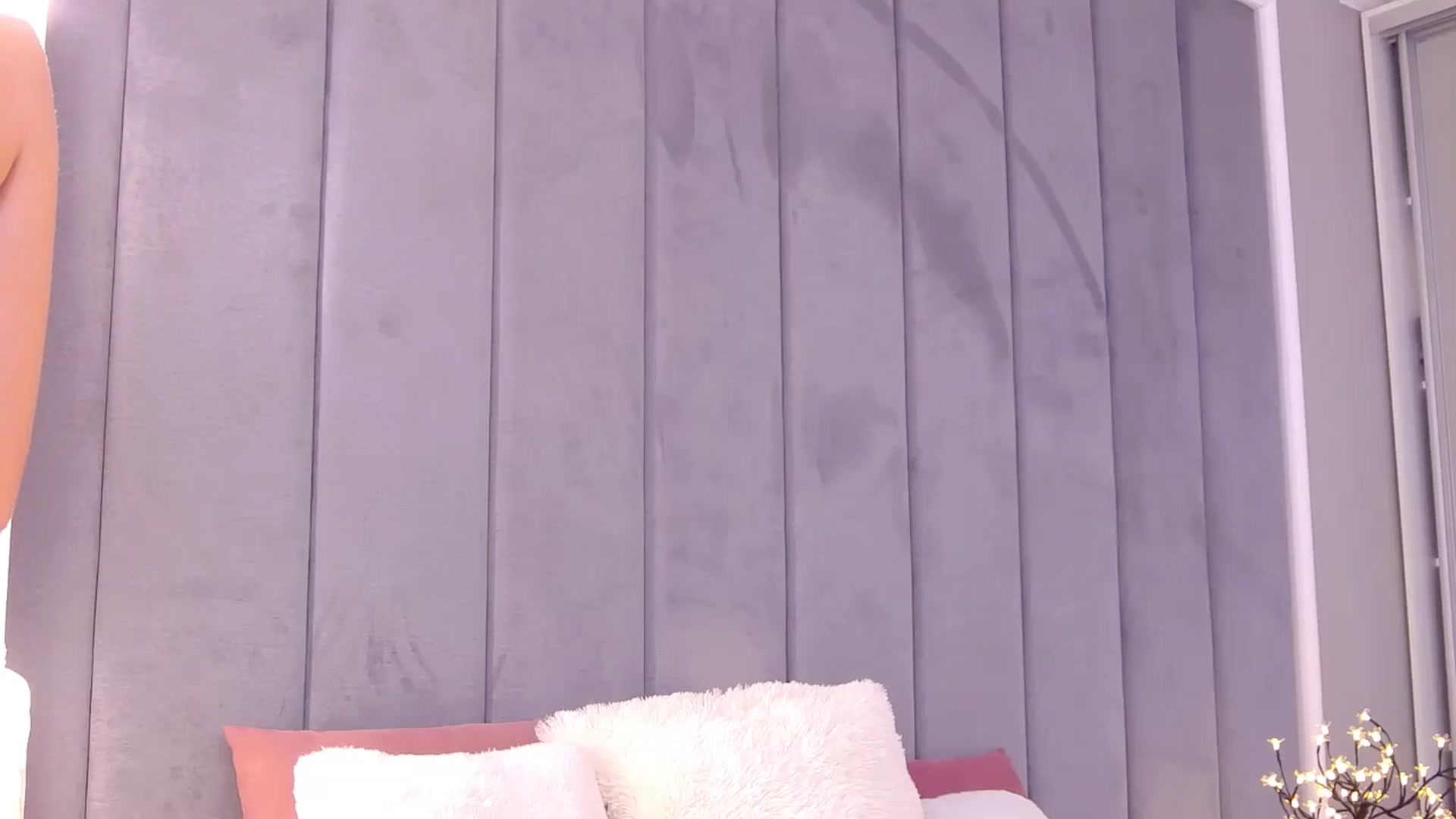Gallery image thumbnail from Selenita007's myfreecams stream on, 02/03/2025, 11:24 image 10 of 20
