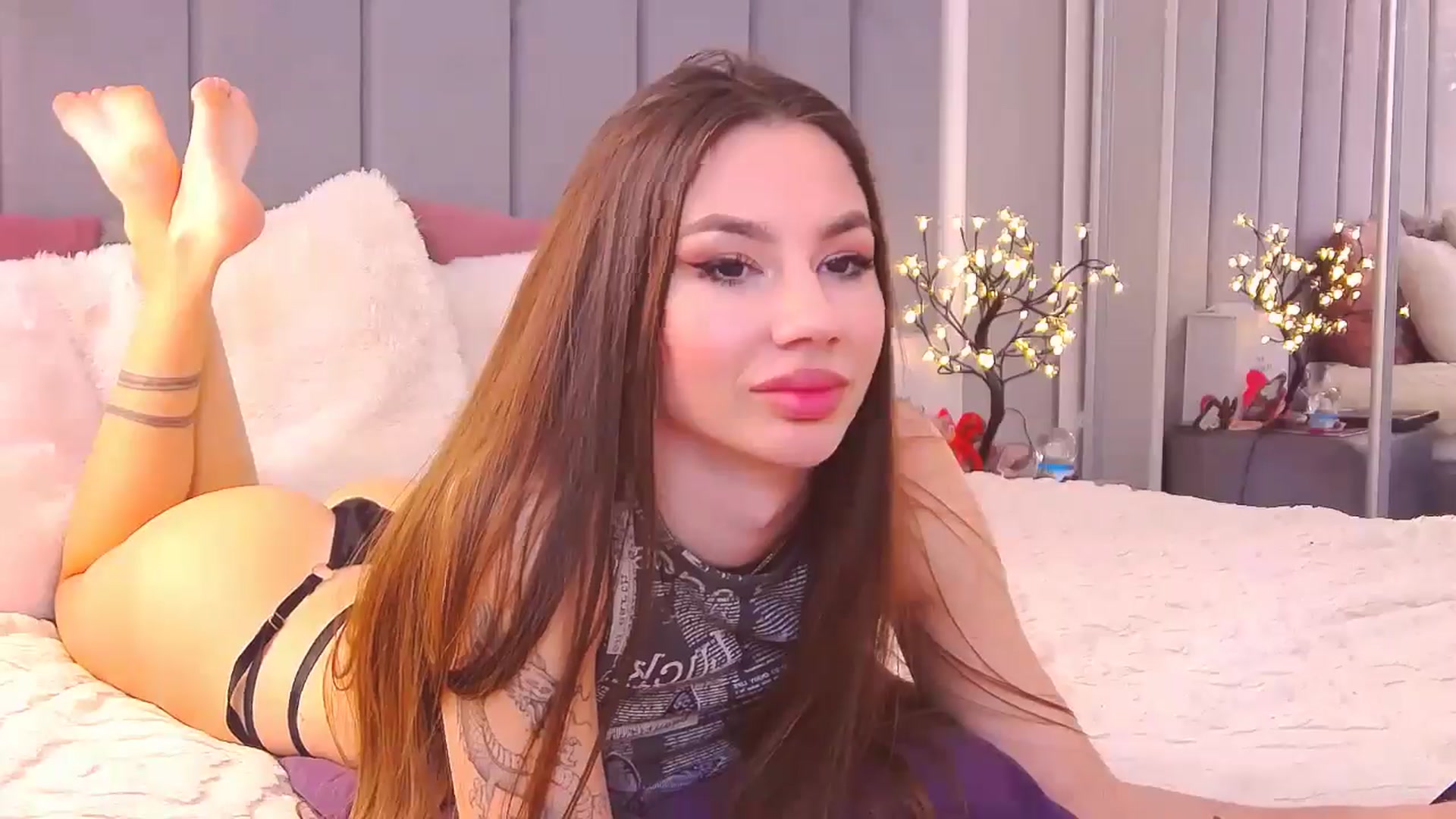 Gallery image thumbnail from Selenita007's myfreecams stream on, 02/26/2025, 14:18 image 8 of 20