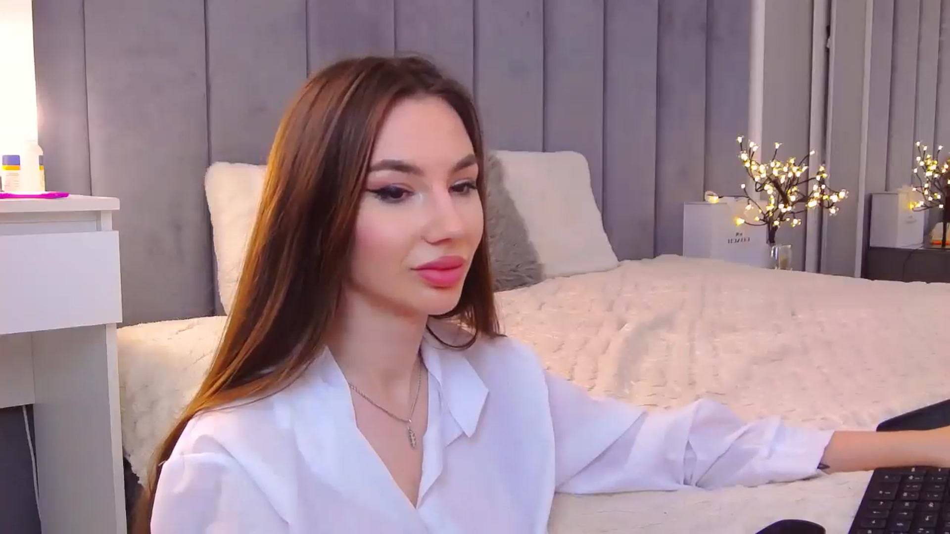 Gallery image thumbnail from Selenita007's myfreecams stream on, 03/21/2025, 13:38 image 7 of 20