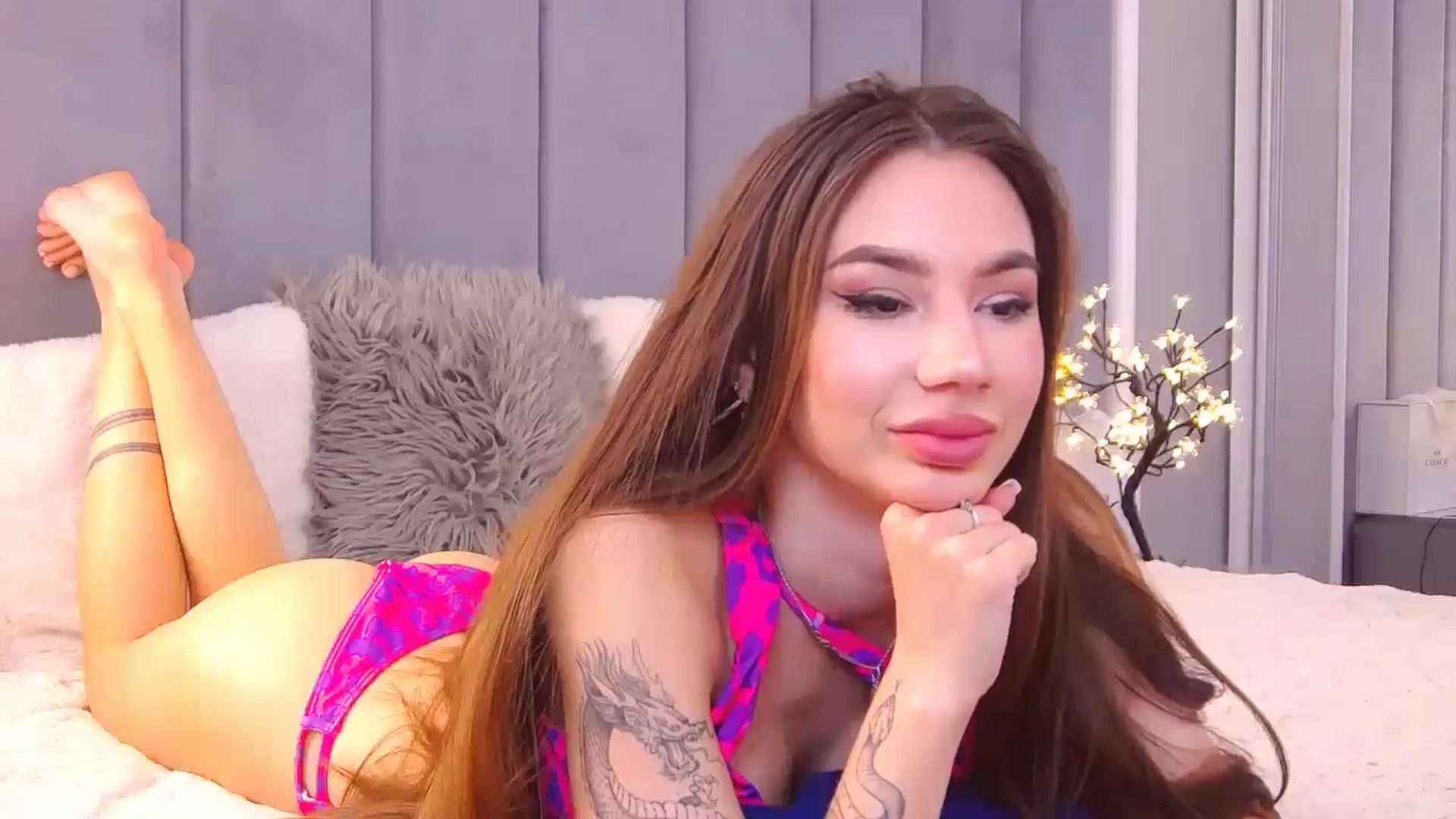 Gallery image thumbnail from Selenita007's myfreecams stream on, 04/06/2025, 09:01 image 8 of 20