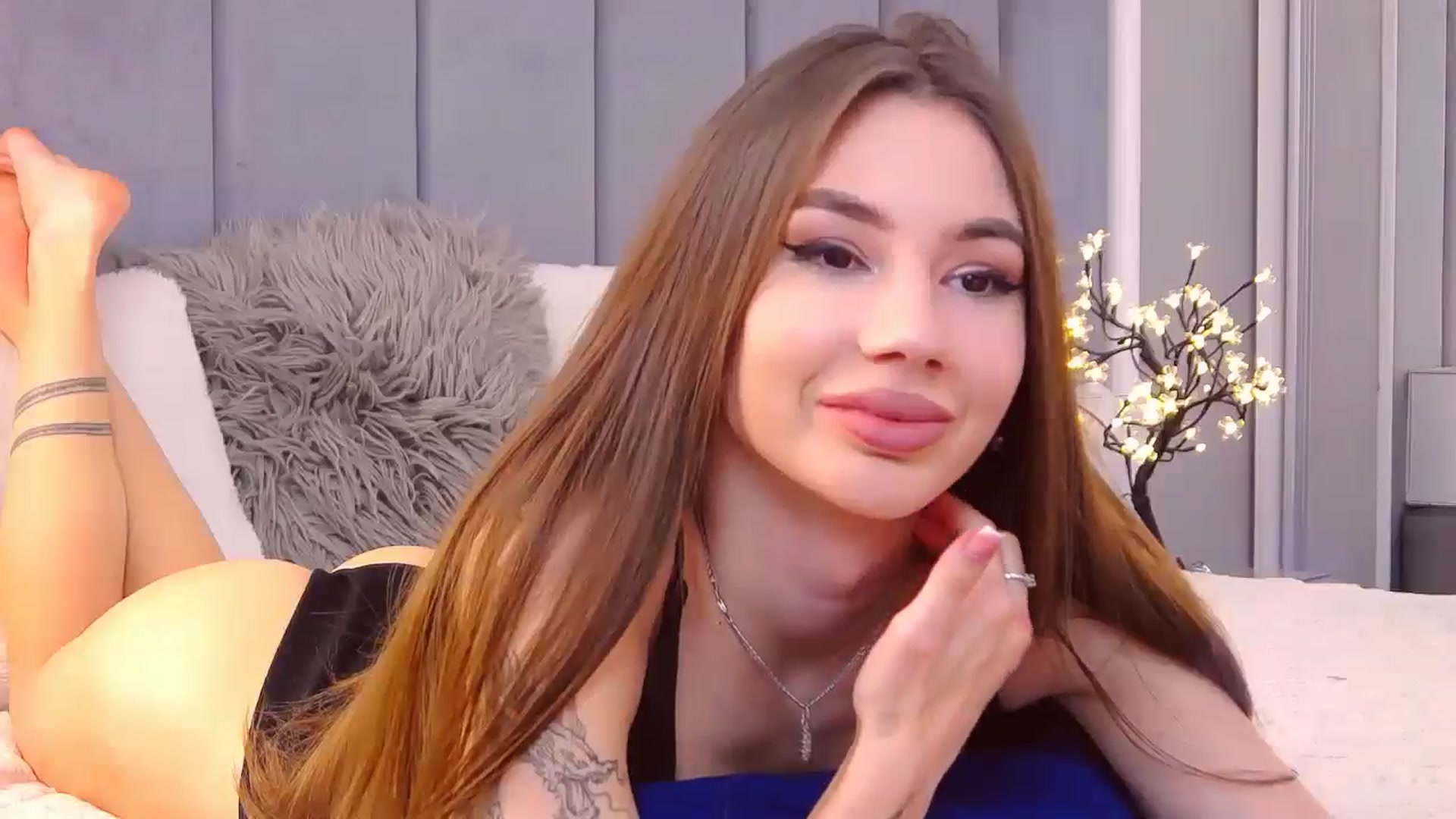 Gallery image thumbnail from Selenita007's myfreecams stream on, 04/07/2025, 12:08 image 18 of 20