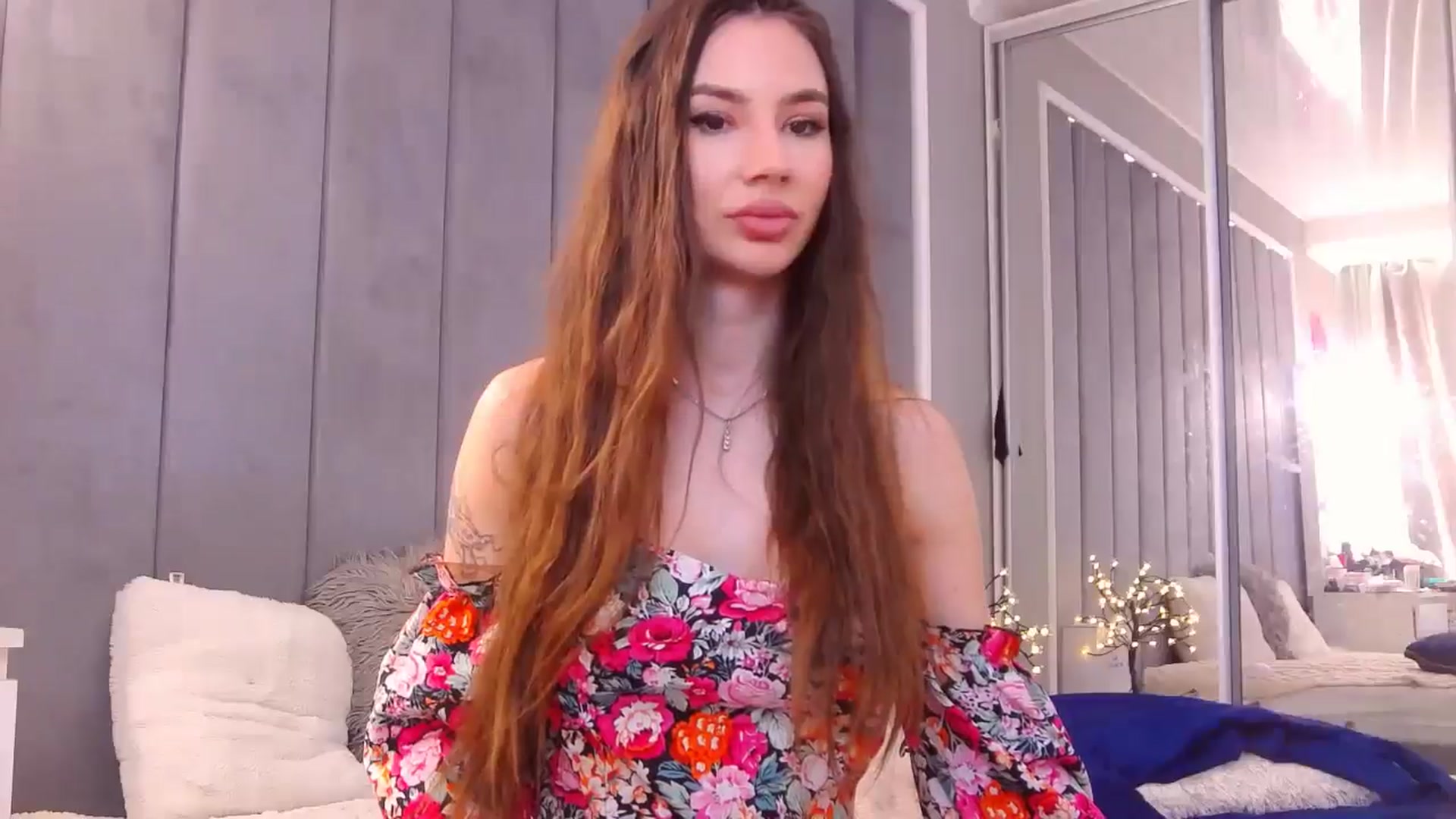 Gallery image thumbnail from Selenita007's myfreecams stream on, 04/28/2025, 05:34 image 3 of 20