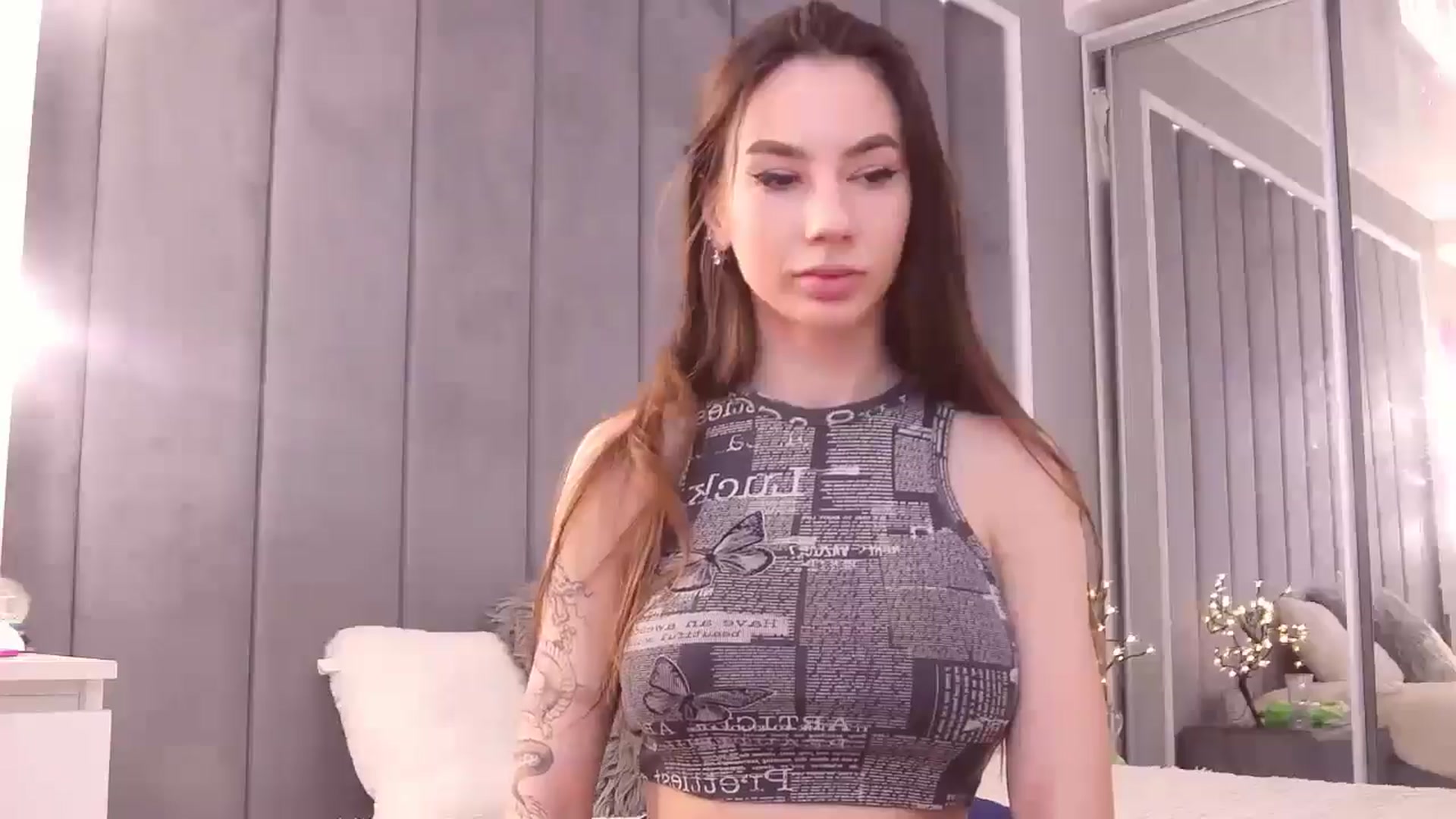 Gallery image thumbnail from Selenita007's myfreecams stream on, 05/02/2025, 07:05 image 11 of 20