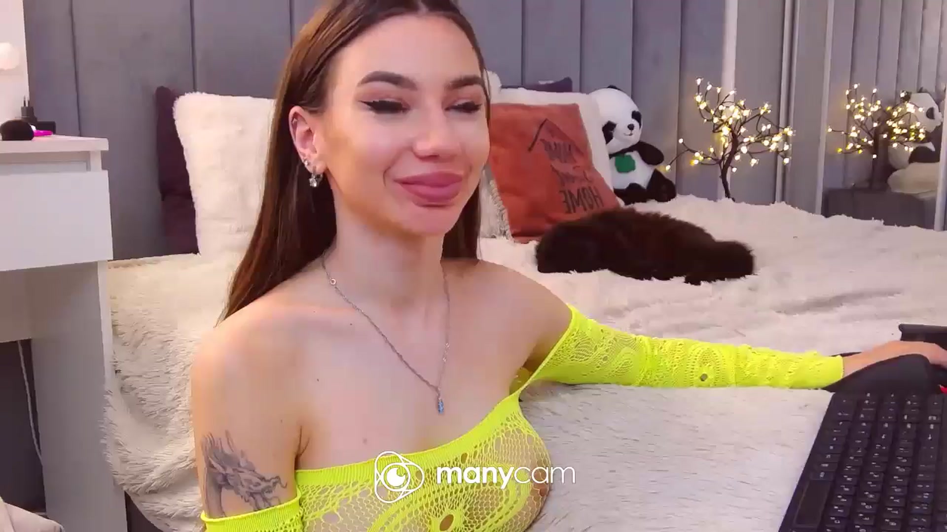 Gallery image thumbnail from Selenita007's myfreecams stream on, 05/21/2025, 07:58 image 4 of 20