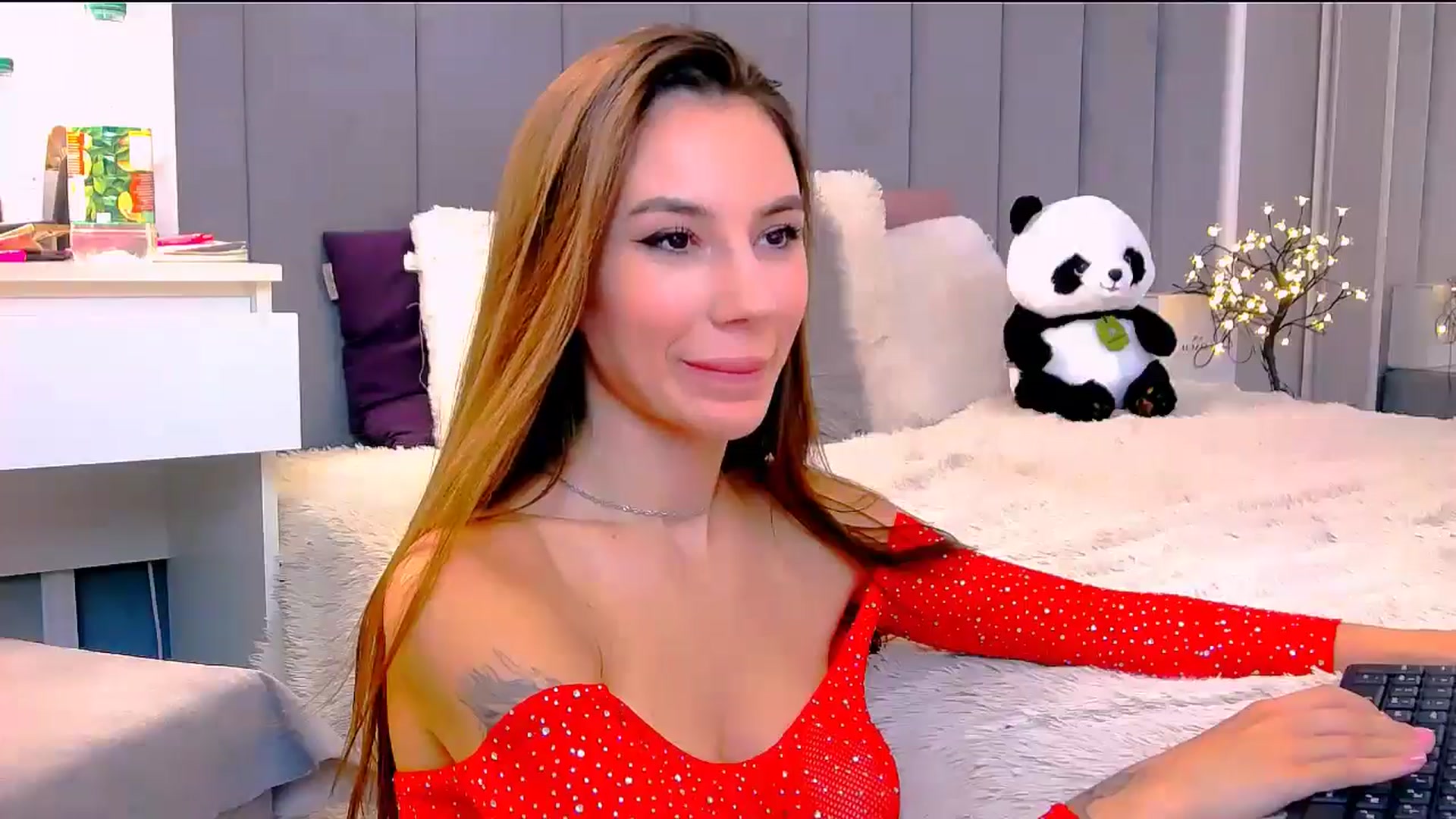Gallery image thumbnail from Selenita007's myfreecams stream on, 07/10/2025, 17:05 image 17 of 20