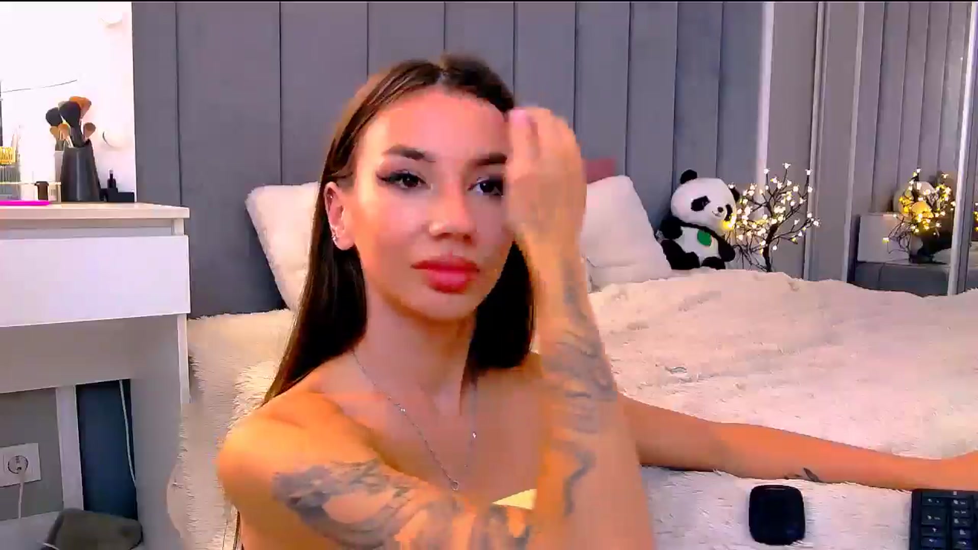 Gallery image thumbnail from Selenita007's myfreecams stream on, 07/27/2025, 07:37 image 19 of 20