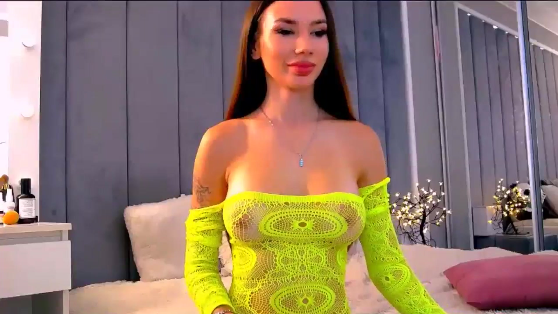 Gallery image thumbnail from Selenita007's myfreecams stream on, 08/05/2025, 09:42 image 2 of 20