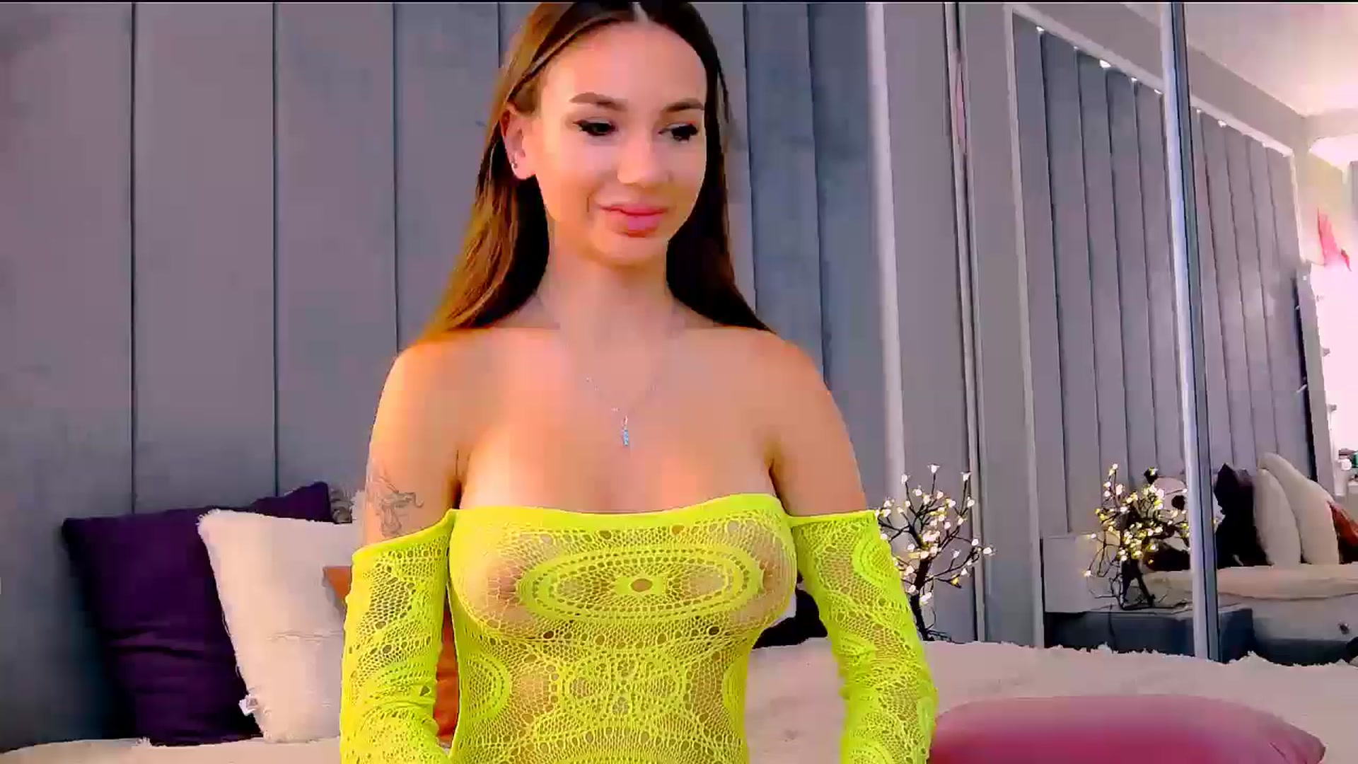 Gallery image thumbnail from Selenita007's myfreecams stream on, 08/17/2025, 06:41 image 3 of 20