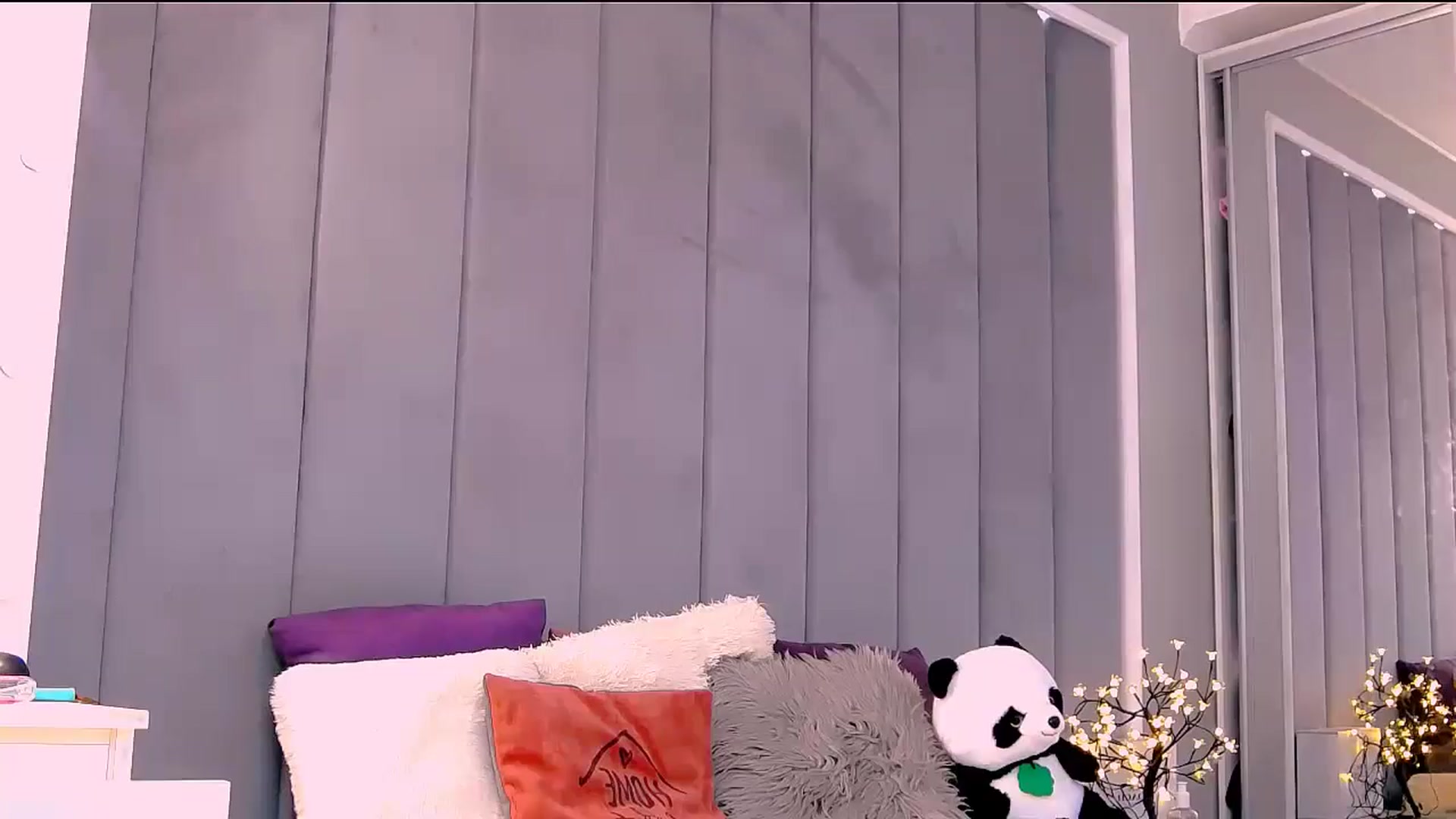 Gallery image thumbnail from Selenita007's myfreecams stream on, 08/23/2025, 07:47 image 4 of 20
