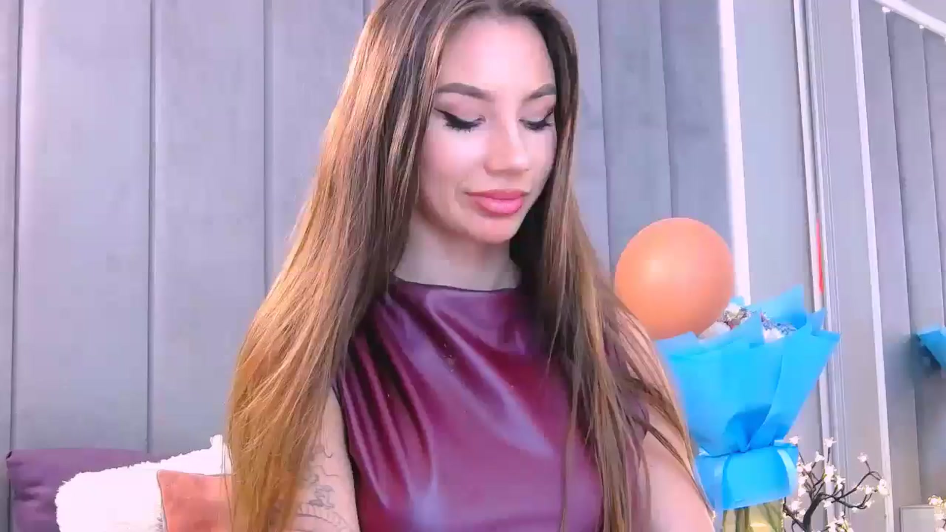 Gallery image thumbnail from Selenita007's myfreecams stream on, 09/01/2025, 07:32 image 1 of 20