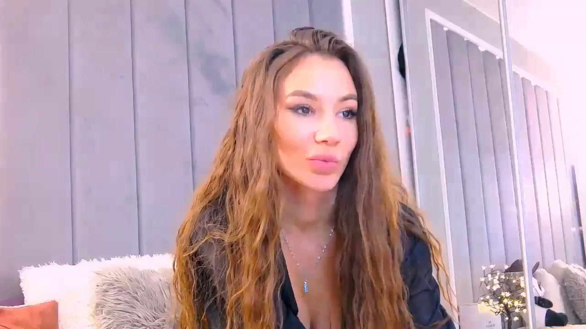 Gallery image thumbnail from Selenita007's myfreecams stream on, 09/13/2025, 18:08 image 2 of 20