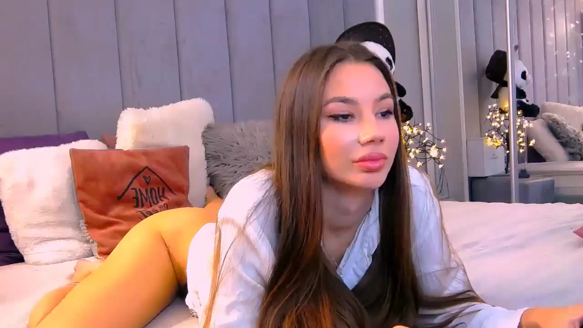 Gallery image thumbnail from Selenita007's myfreecams stream on, 09/22/2025, 14:04 image 13 of 20