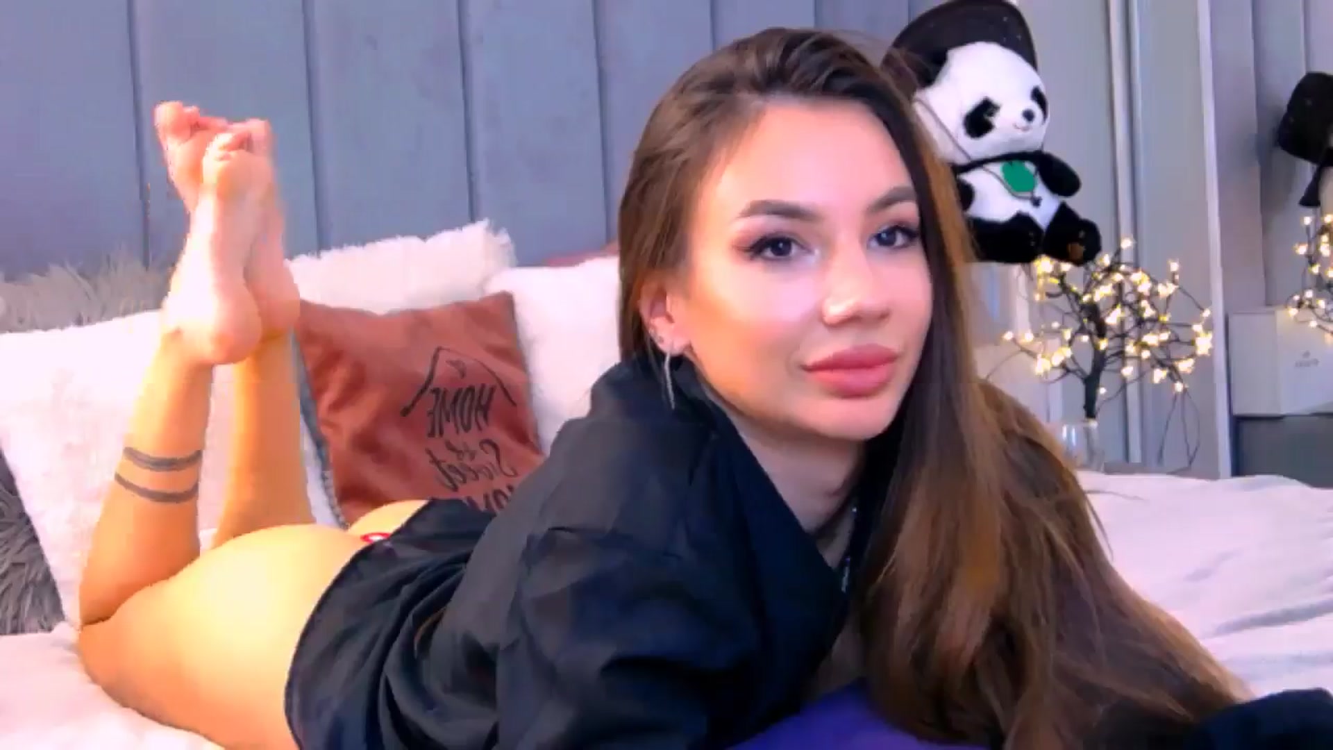 Gallery image thumbnail from Selenita007's myfreecams stream on, 10/02/2025, 14:47 image 15 of 20