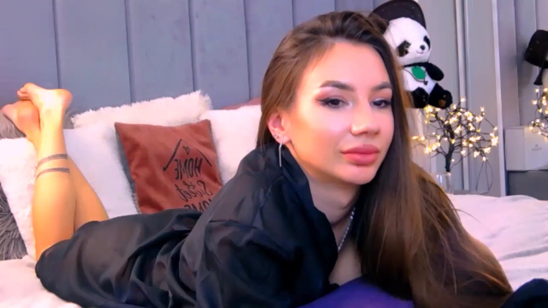 Gallery image thumbnail from Selenita007's myfreecams stream on, 10/02/2025, 14:47 image 7 of 20