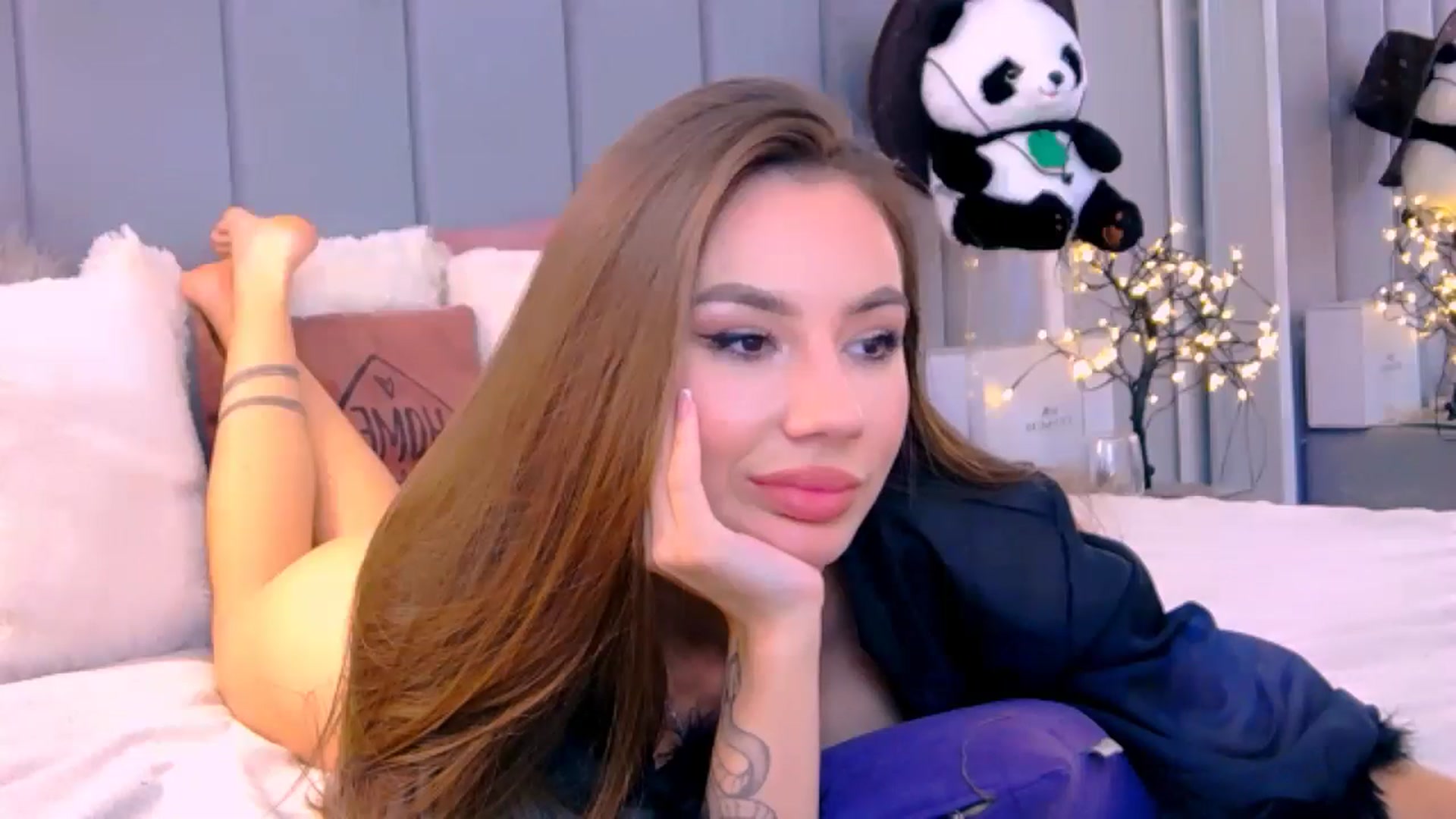 Gallery image thumbnail from Selenita007's myfreecams stream on, 10/04/2025, 09:14 image 15 of 20