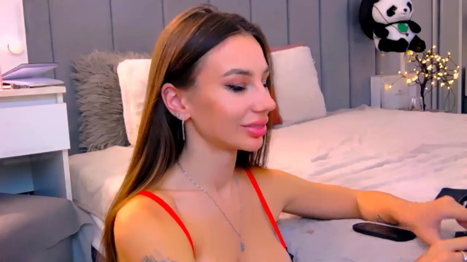 Gallery image thumbnail from Selenita007's myfreecams stream on, 10/05/2025, 12:13 image 14 of 20