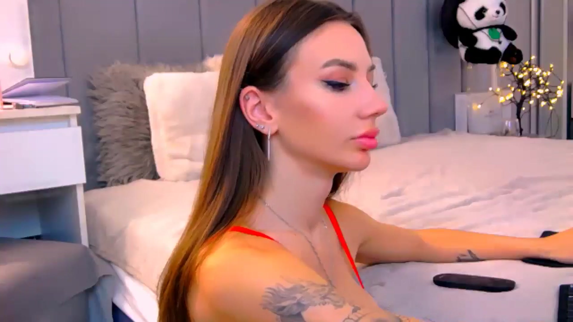 Gallery image thumbnail from Selenita007's myfreecams stream on, 10/05/2025, 12:13 image 11 of 20