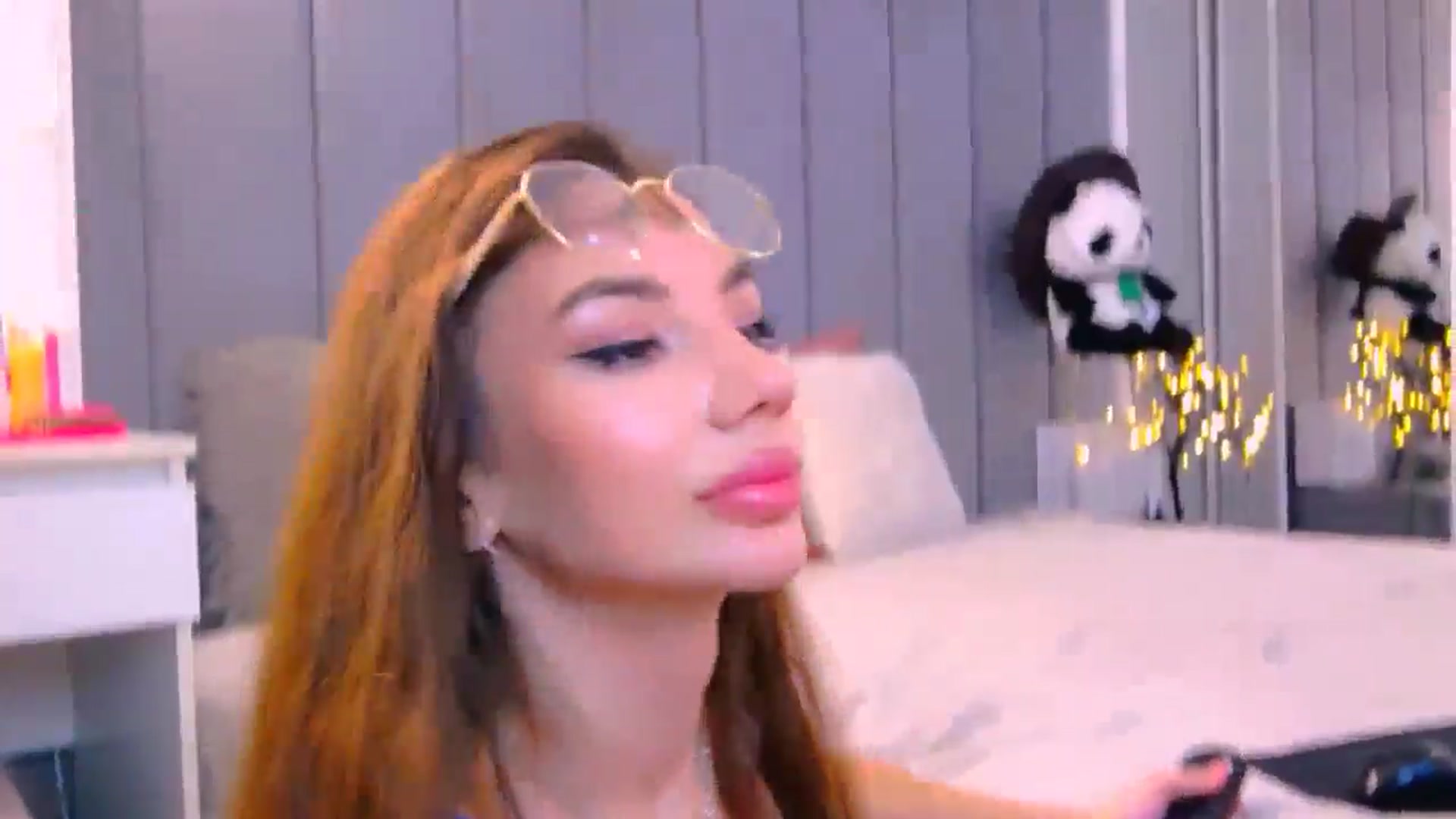 Gallery image thumbnail from Selenita007's myfreecams stream on, 10/09/2025, 09:45 image 17 of 20
