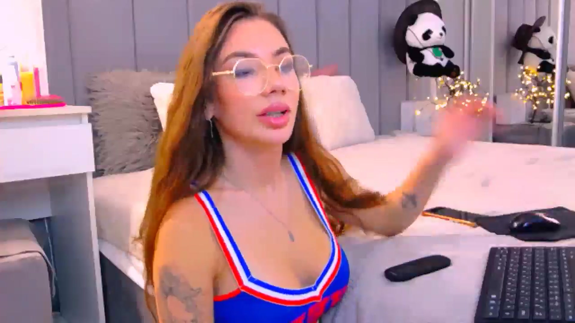 Gallery image thumbnail from Selenita007's myfreecams stream on, 10/09/2025, 09:45 image 5 of 20