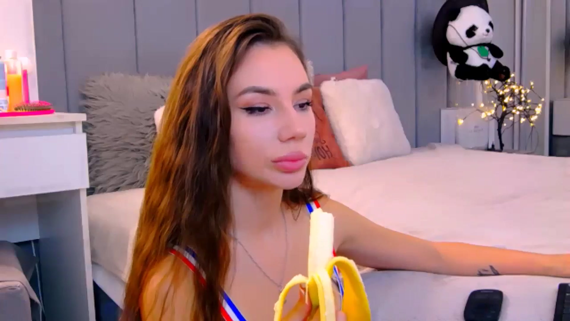Gallery image thumbnail from Selenita007's myfreecams stream on, 10/09/2025, 13:05 image 10 of 20