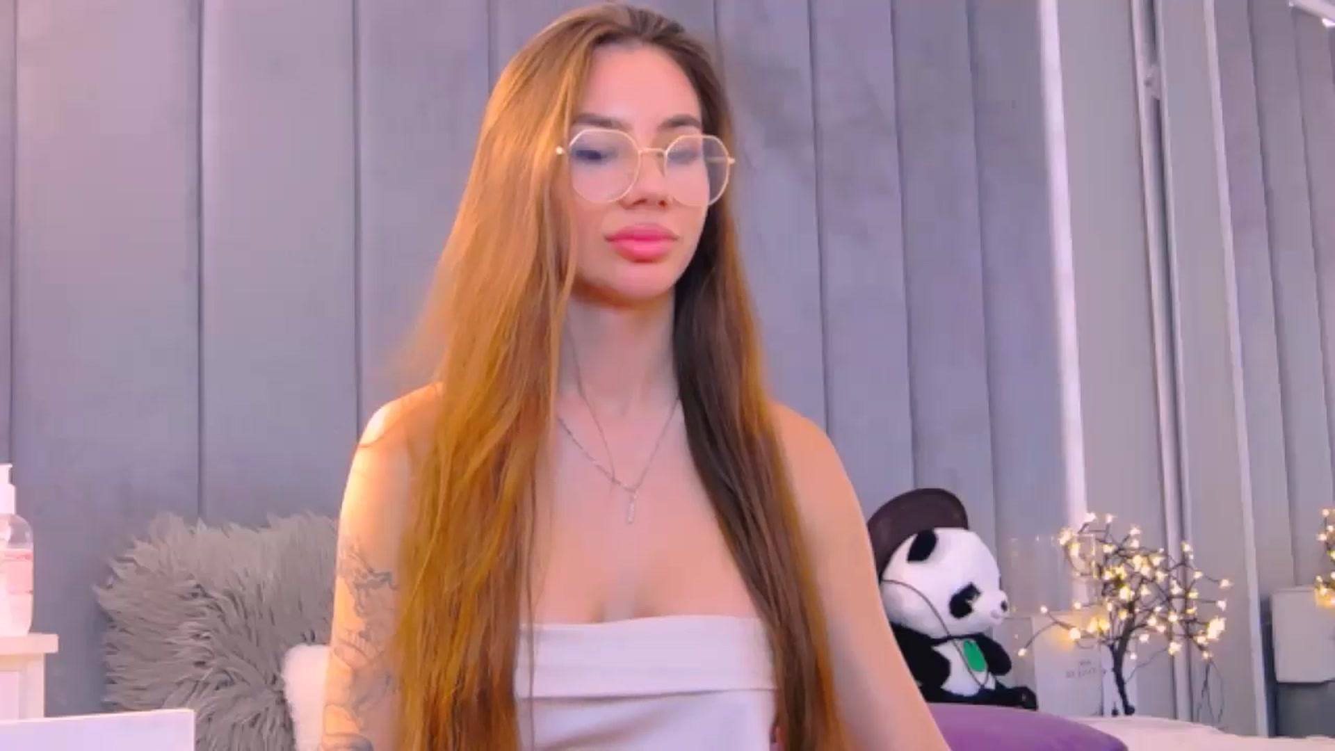 Gallery image thumbnail from Selenita007's myfreecams stream on, 10/11/2025, 10:52 image 14 of 20