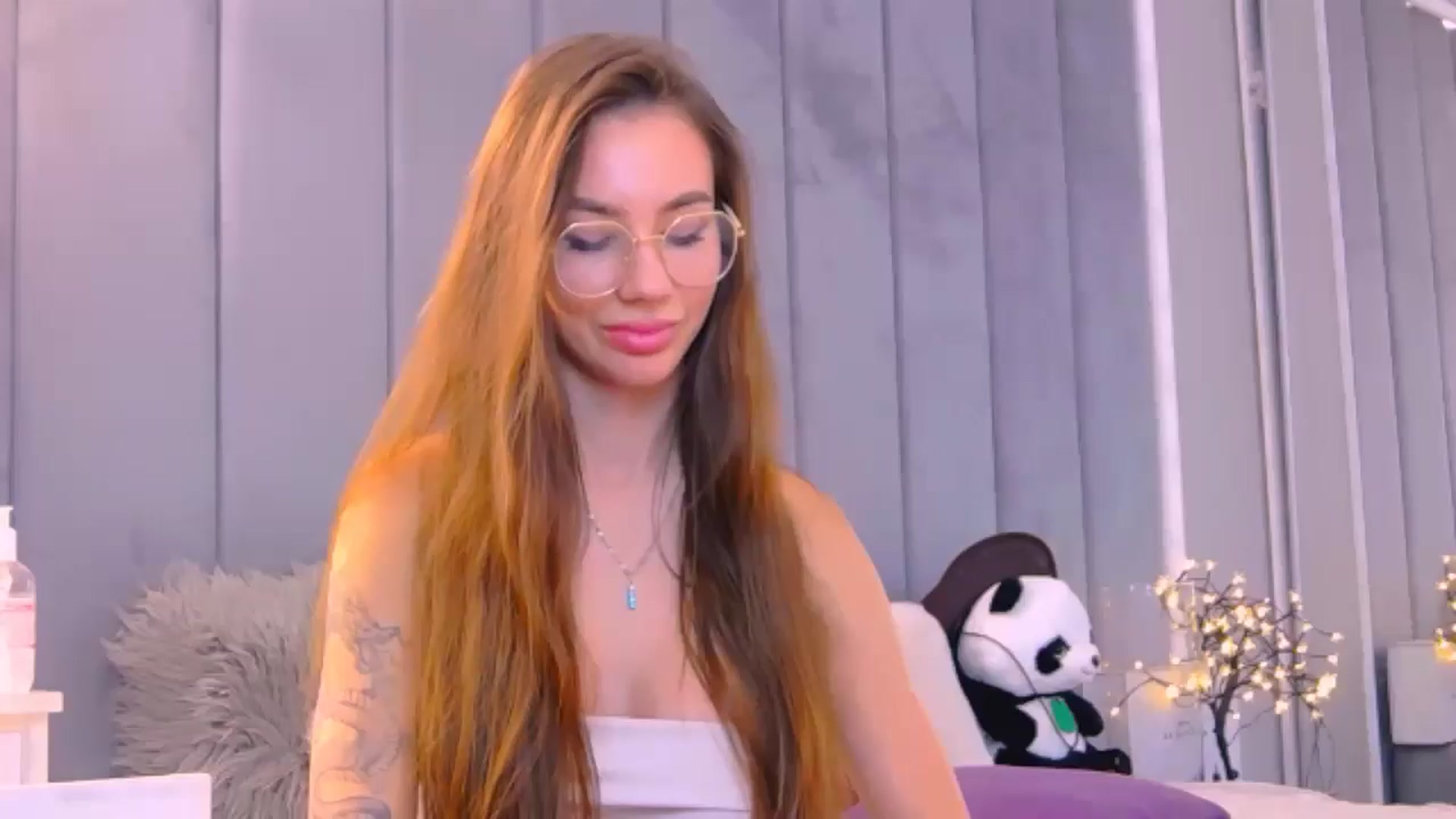 Gallery image thumbnail from Selenita007's myfreecams stream on, 10/11/2025, 10:52 image 20 of 20