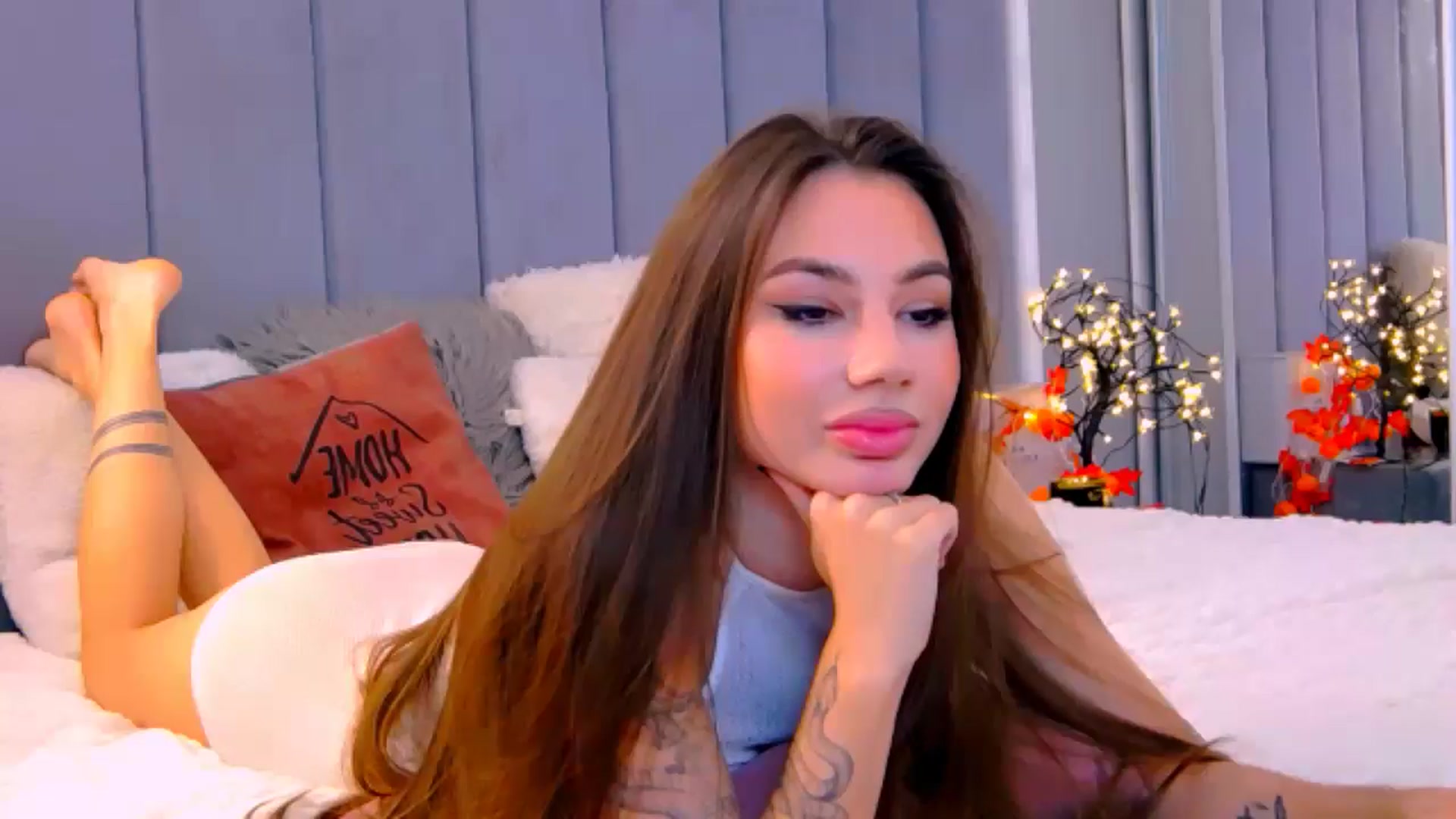 Gallery image thumbnail from Selenita007's myfreecams stream on, 10/24/2025, 08:54 image 6 of 20