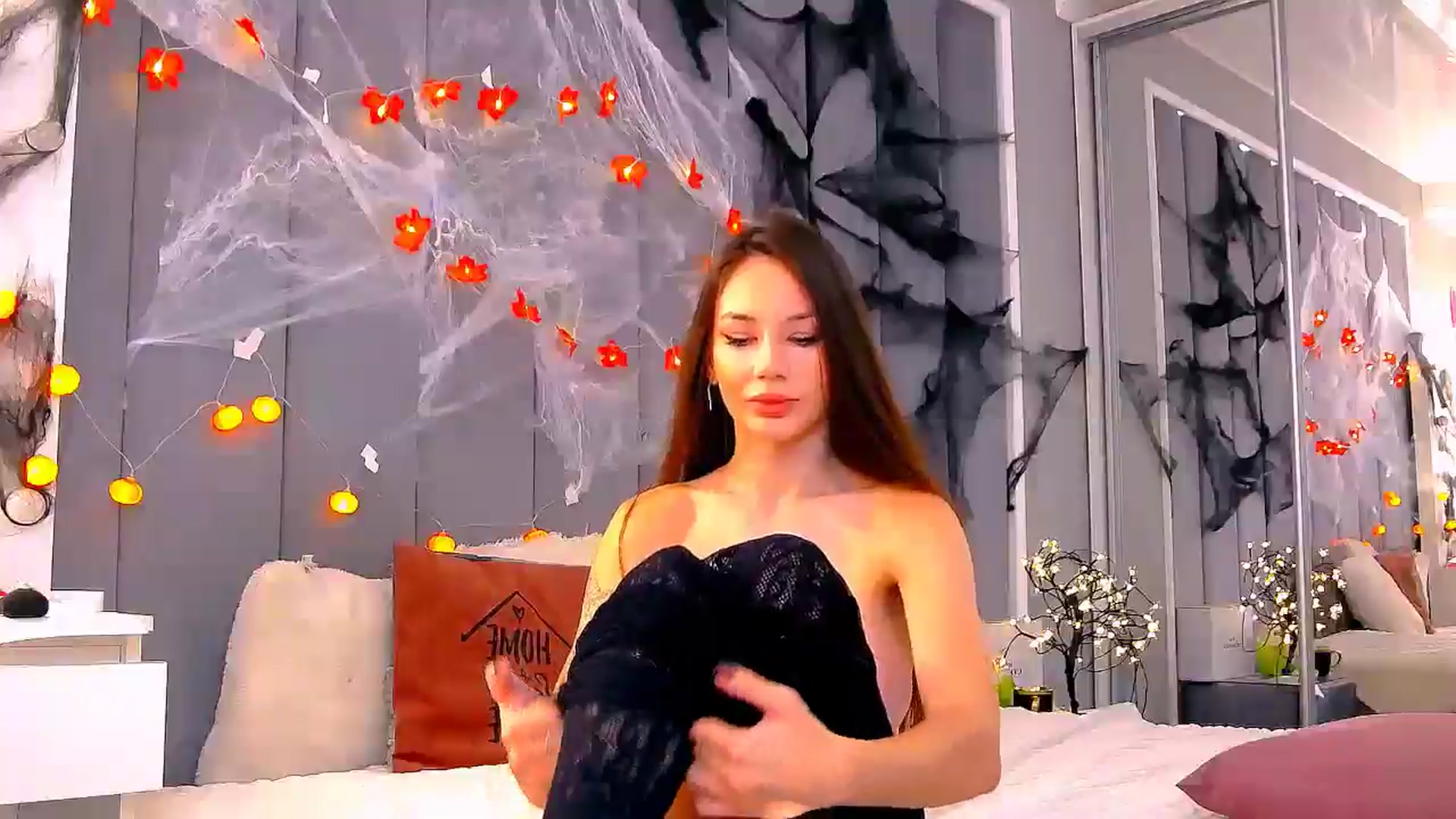 Gallery image thumbnail from Selenita007's myfreecams stream on, 10/26/2025, 05:44 image 18 of 20