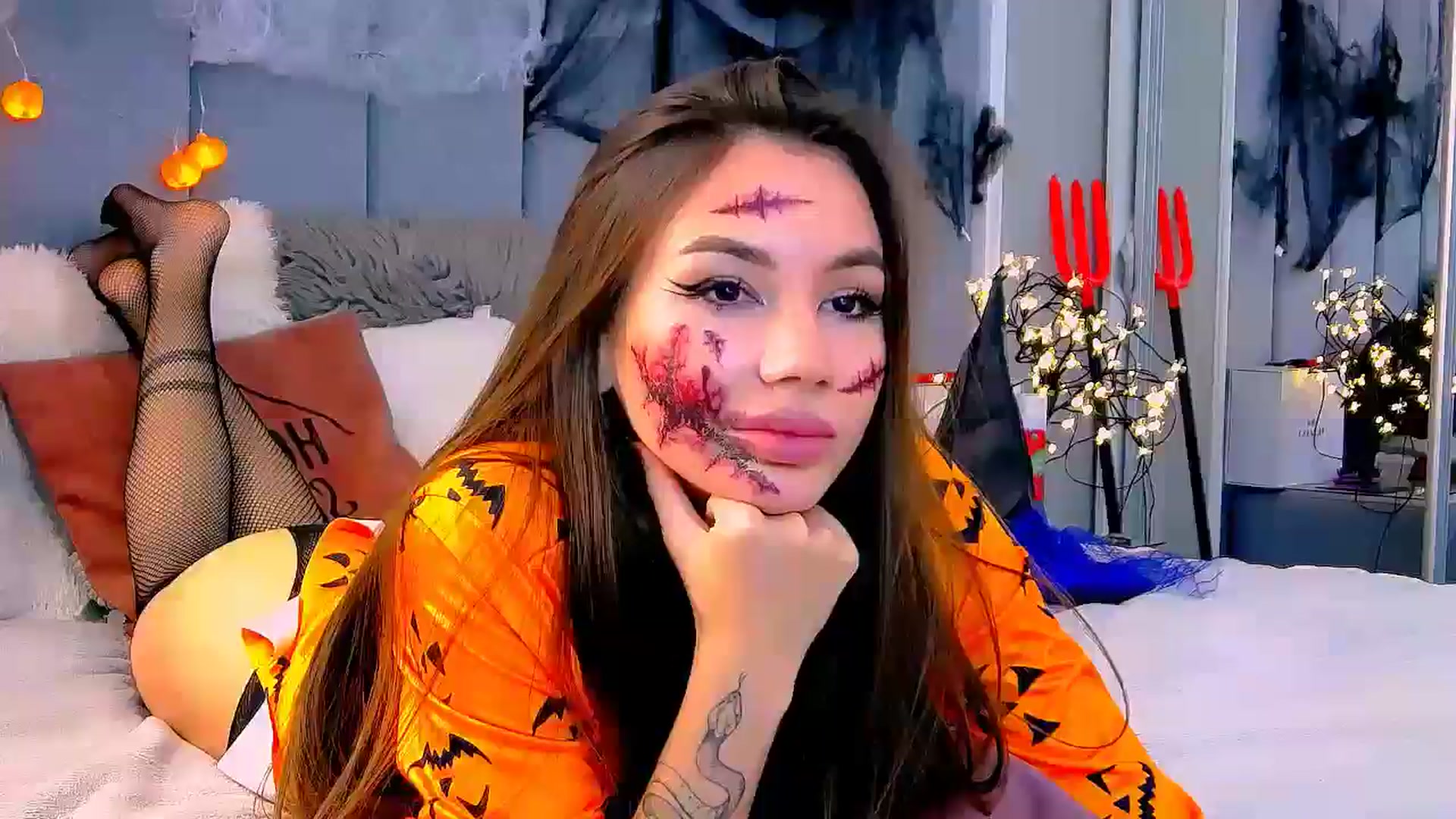 Gallery image thumbnail from Selenita007's myfreecams stream on, 10/29/2025, 13:59 image 16 of 20