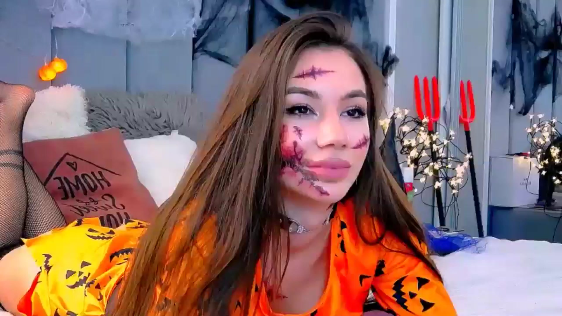 Gallery image thumbnail from Selenita007's myfreecams stream on, 10/29/2025, 13:59 image 2 of 20