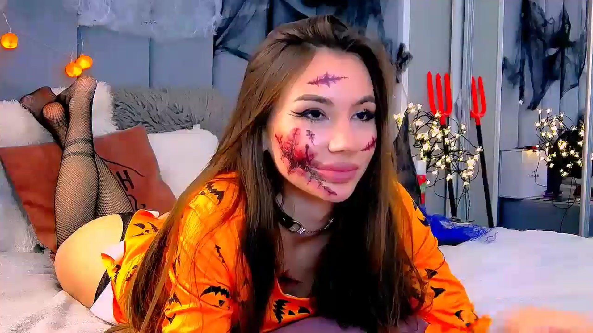 Gallery image thumbnail from Selenita007's myfreecams stream on, 10/29/2025, 13:59 image 10 of 20