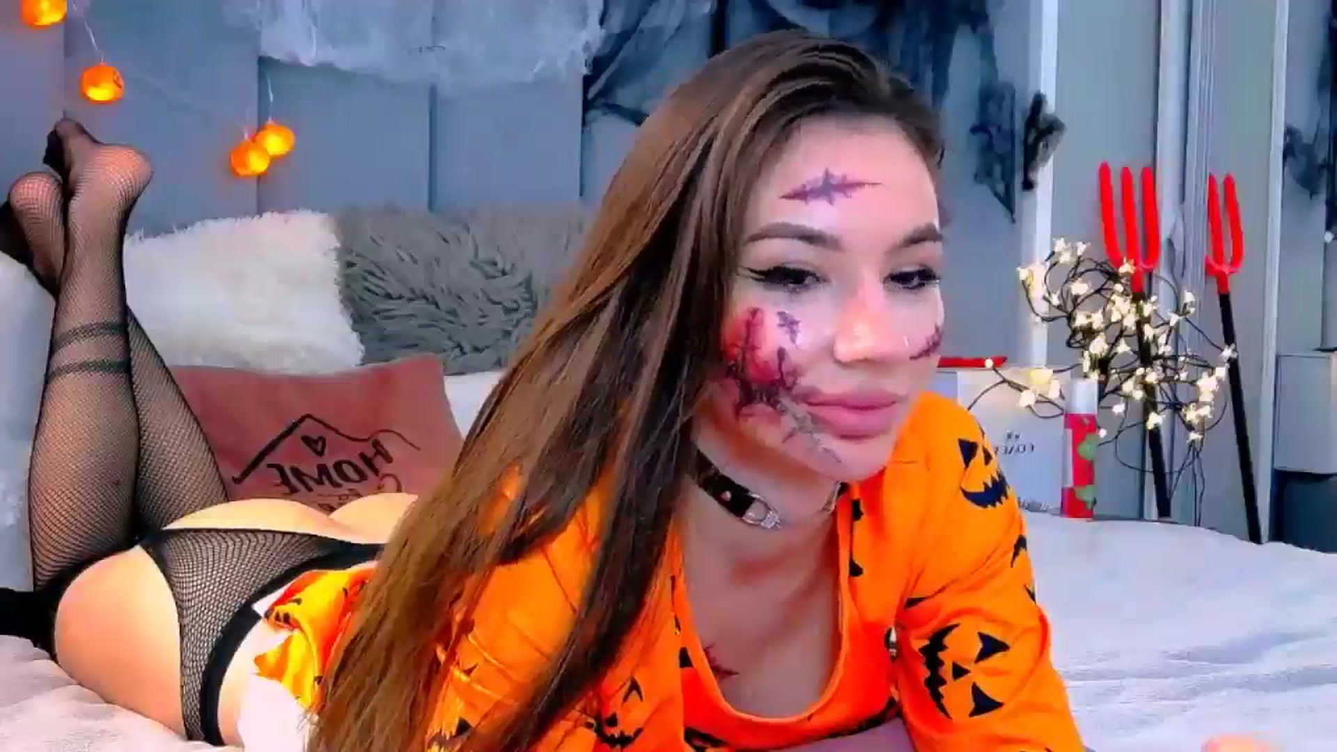 Gallery image thumbnail from Selenita007's myfreecams stream on, 10/29/2025, 18:33 image 3 of 20