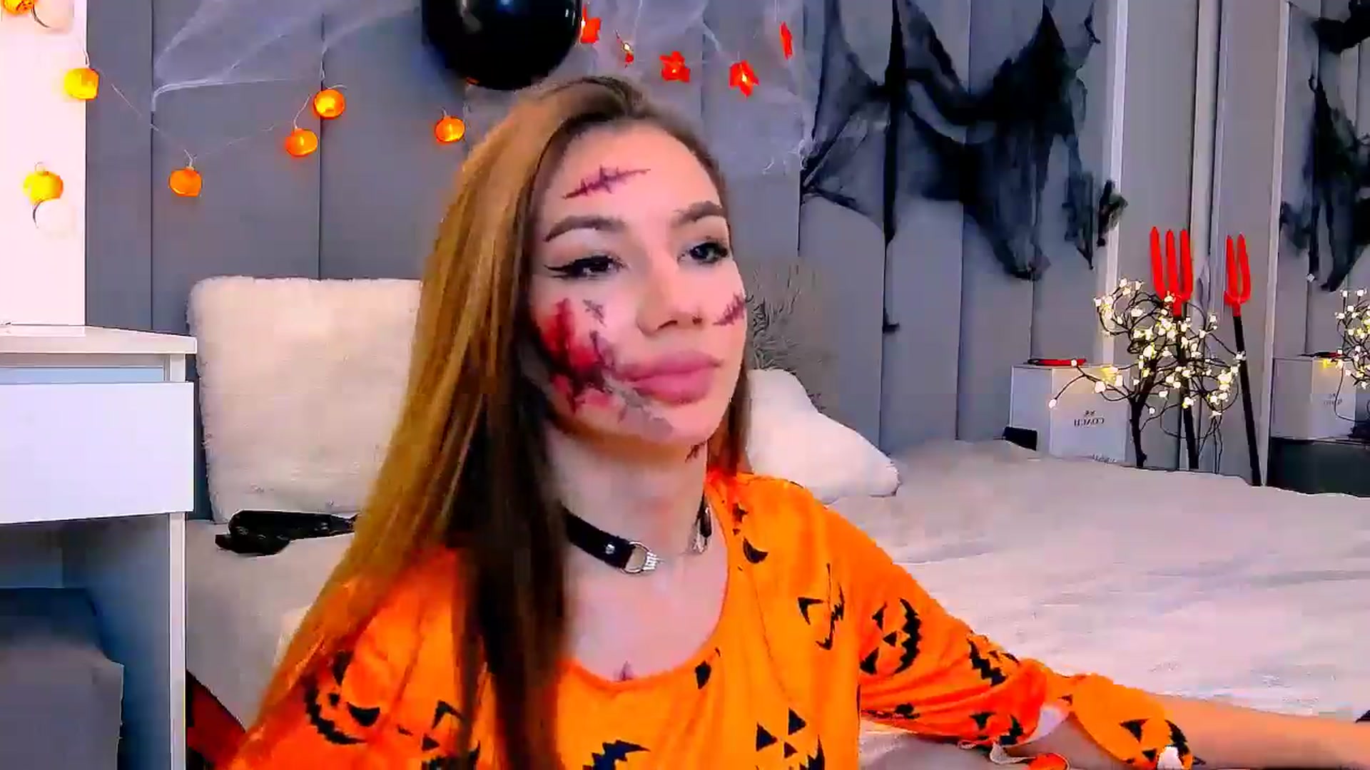 Gallery image thumbnail from Selenita007's myfreecams stream on, 10/29/2025, 18:33 image 8 of 20