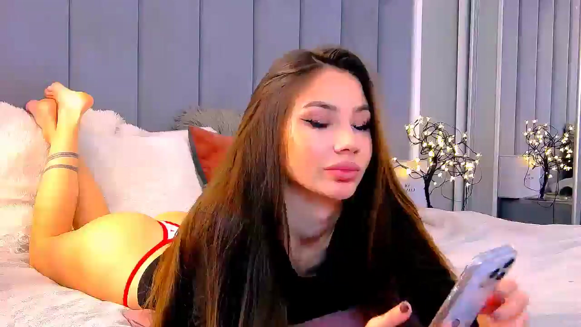 Gallery image thumbnail from Selenita007's myfreecams stream on, 11/02/2025, 09:50 image 18 of 20
