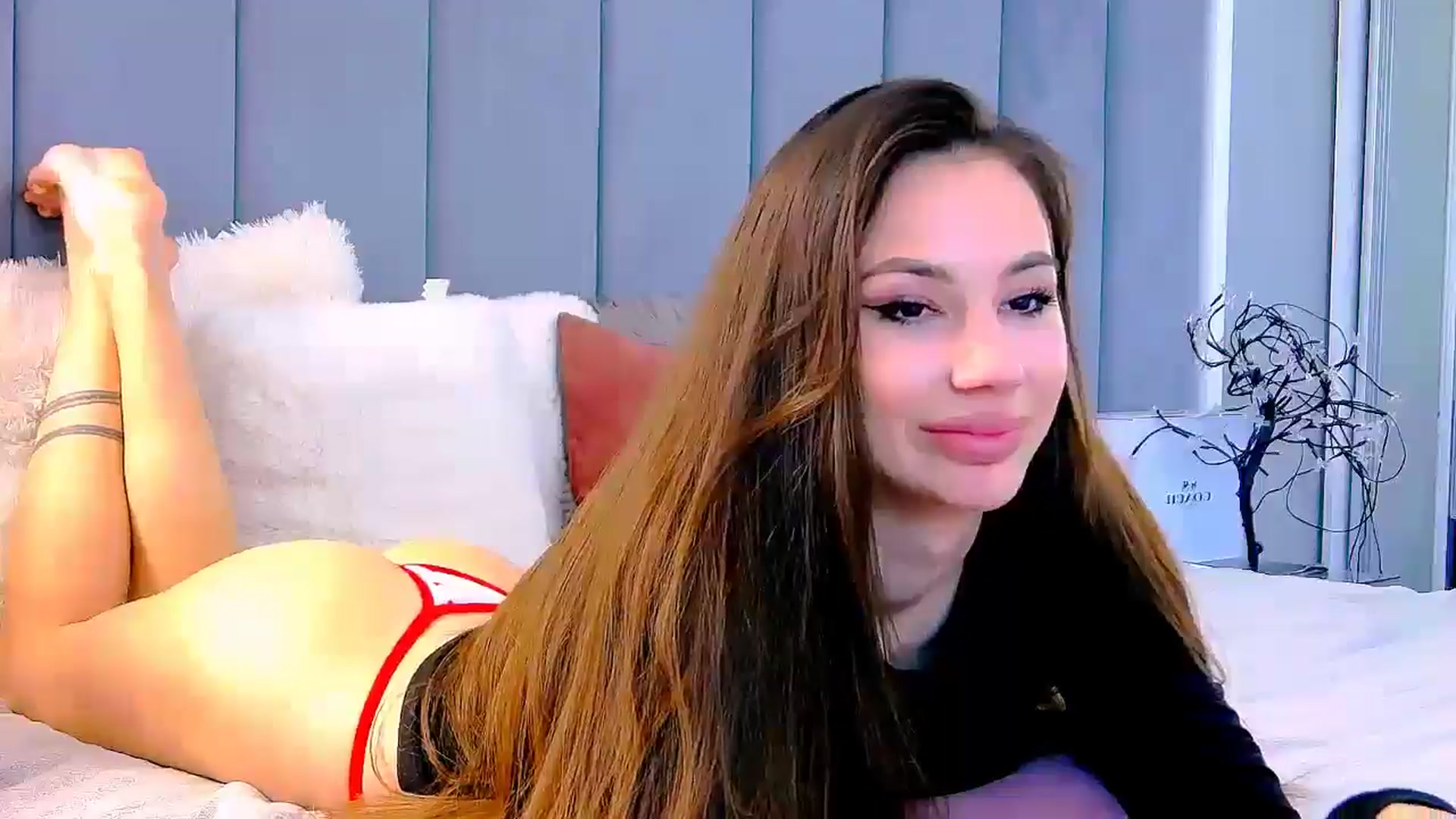 Gallery image thumbnail from Selenita007's myfreecams stream on, 11/02/2025, 17:04 image 10 of 20