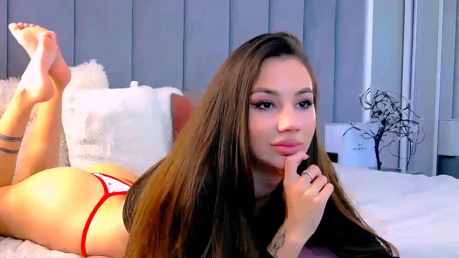 Gallery image thumbnail from Selenita007's myfreecams stream on, 11/02/2025, 17:31 image 8 of 20