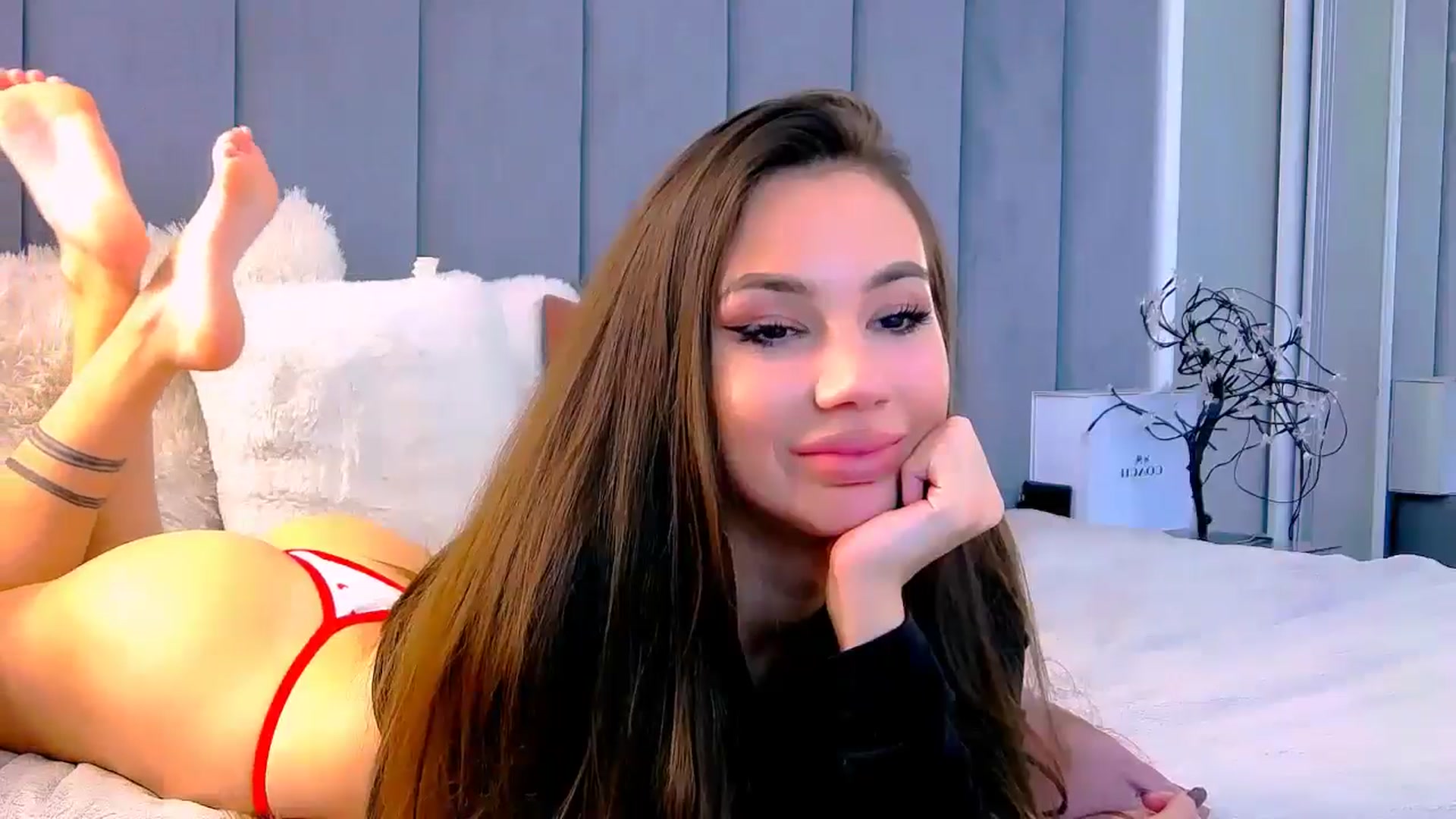 Gallery image thumbnail from Selenita007's myfreecams stream on, 11/02/2025, 17:31 image 3 of 20