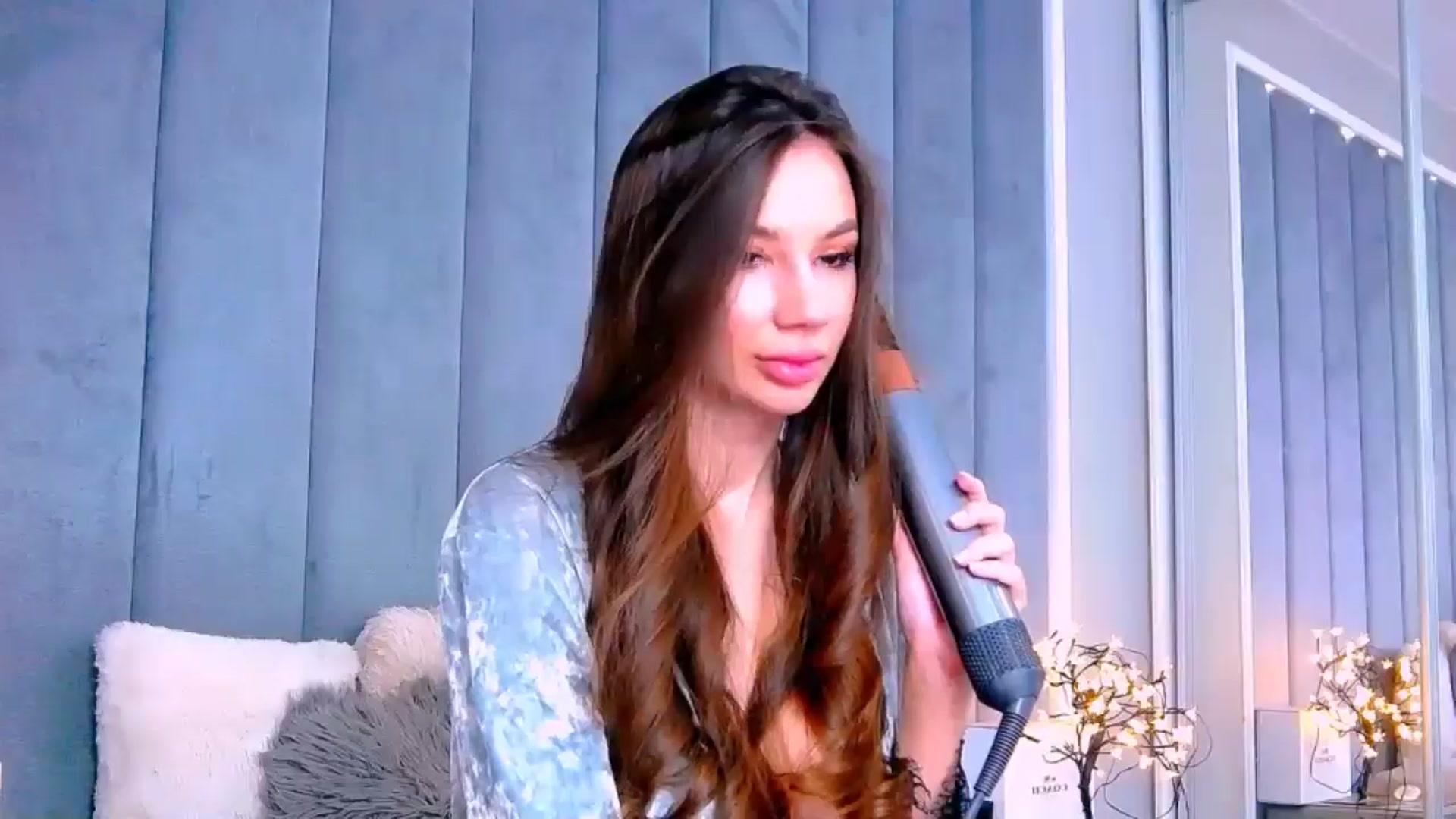 Gallery image thumbnail from Selenita007's myfreecams stream on, 11/10/2025, 09:01 image 20 of 20