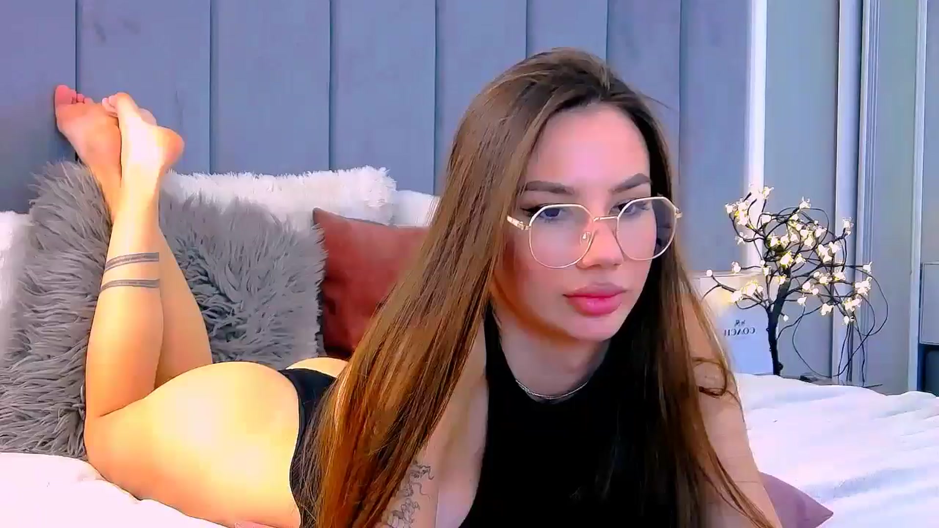 Gallery image thumbnail from Selenita007's myfreecams stream on, 11/12/2025, 21:21 image 9 of 20