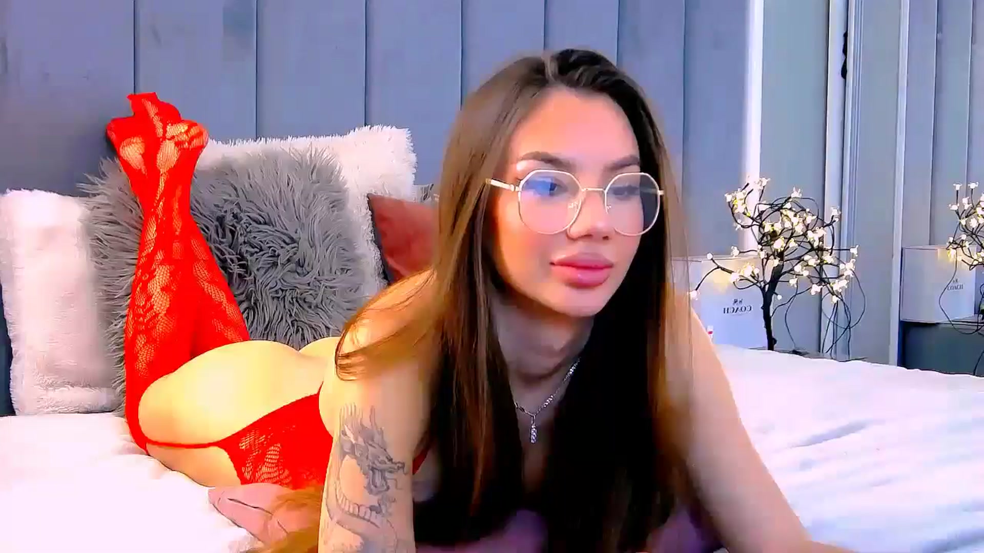 Gallery image thumbnail from Selenita007's myfreecams stream on, 11/14/2025, 01:48 image 10 of 20