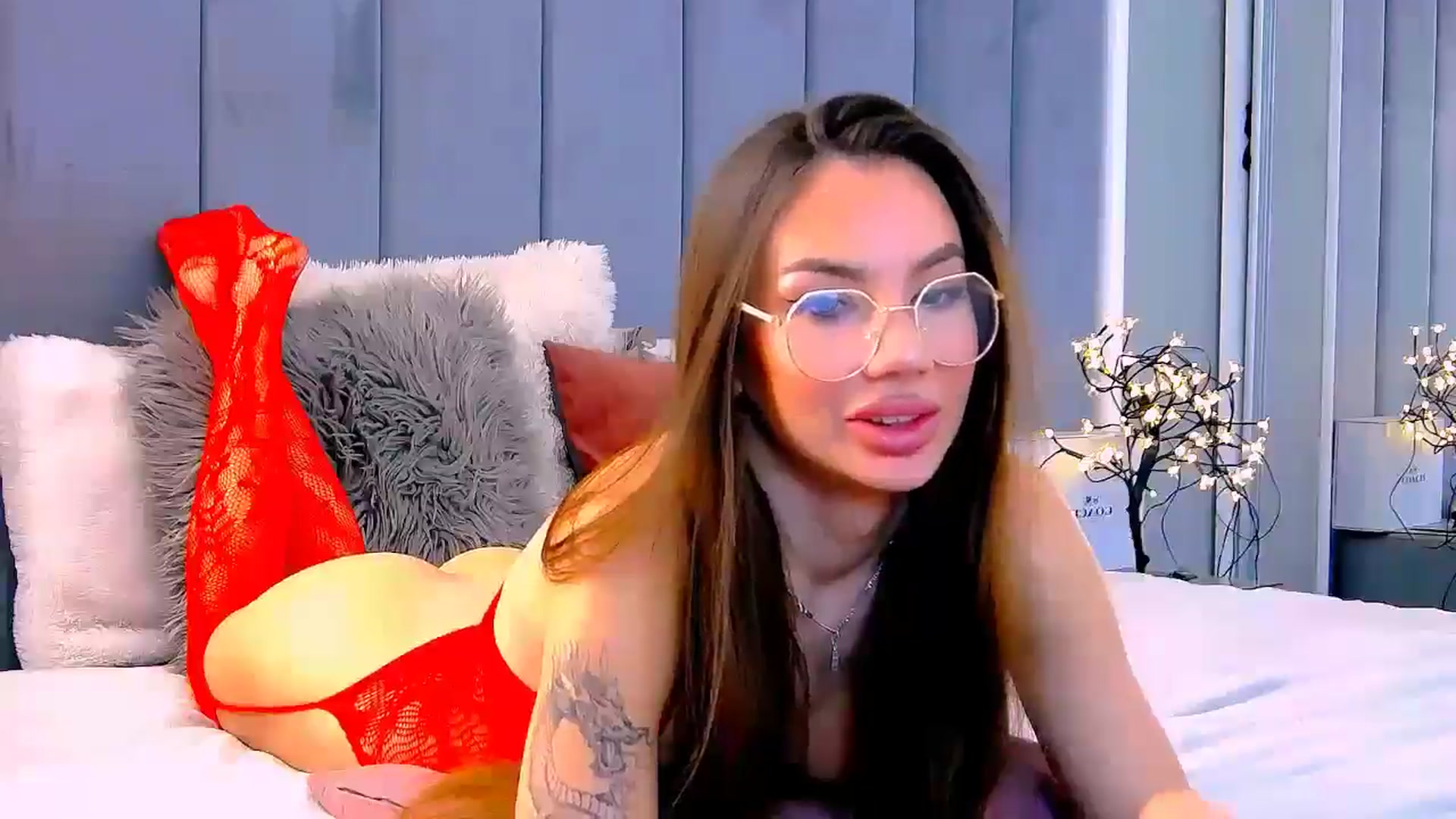 Gallery image thumbnail from Selenita007's myfreecams stream on, 11/14/2025, 01:48 image 2 of 20