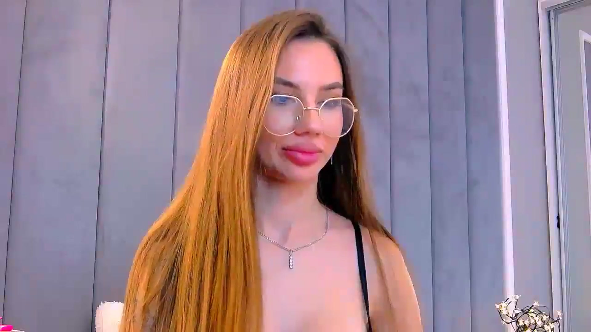 Gallery image thumbnail from Selenita007's myfreecams stream on, 11/14/2025, 16:57 image 15 of 20