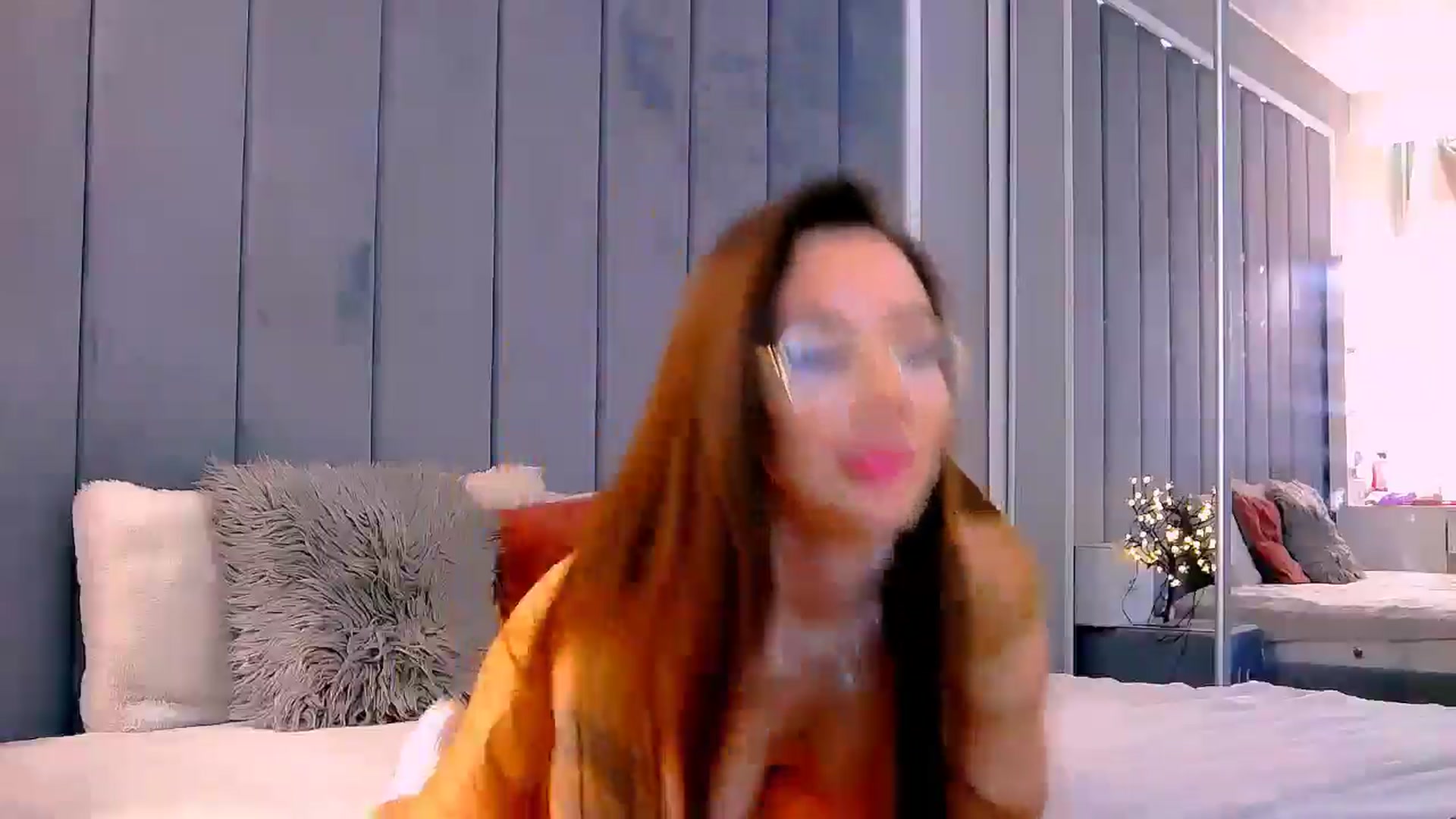 Gallery image thumbnail from Selenita007's myfreecams stream on, 11/17/2025, 07:45 image 14 of 20